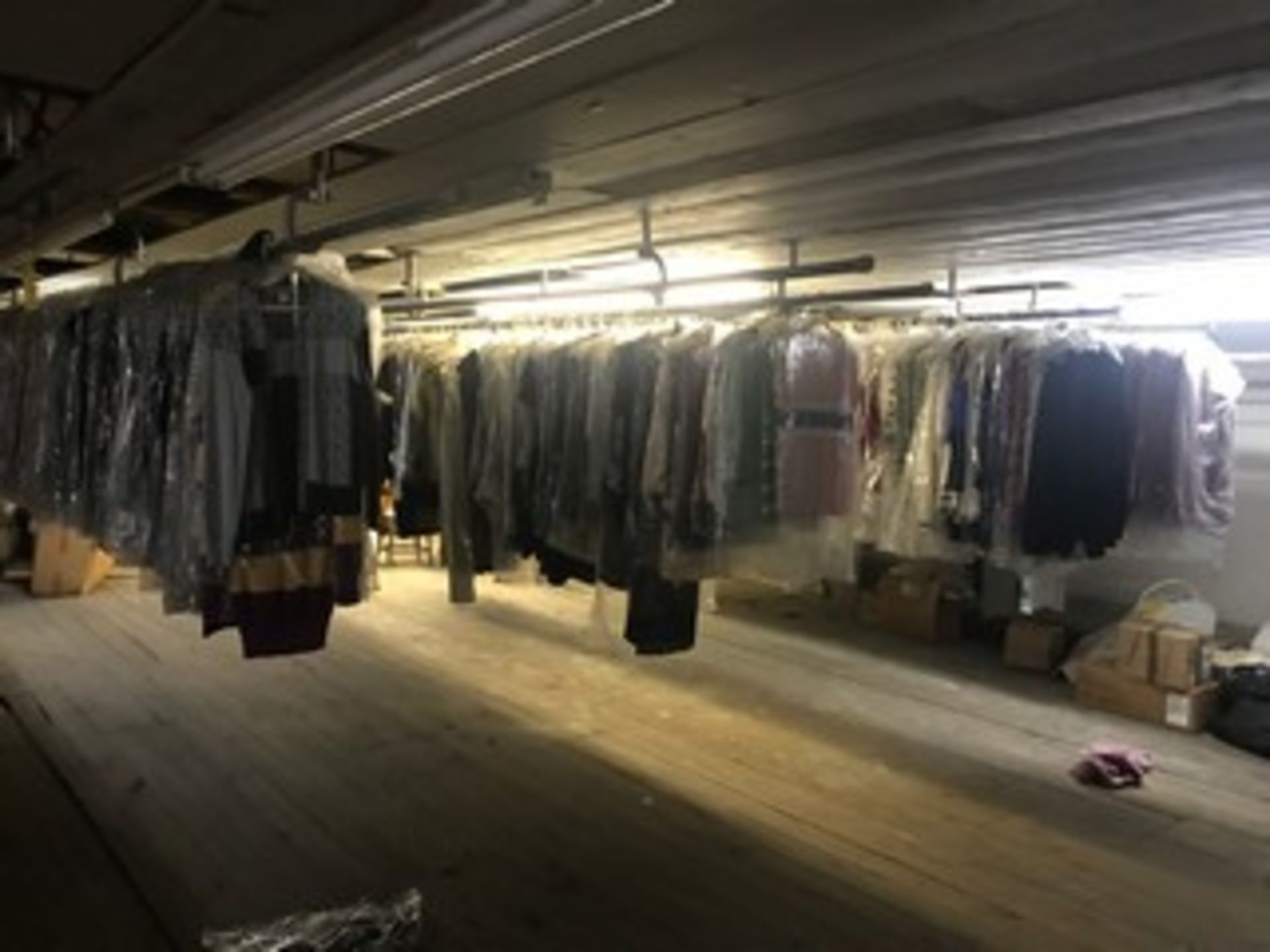 ASSORTED CLOTHING - SWEATERS, BLOUSES, T-SHIRTS, ETC (UPSTAIRS) - Image 2 of 5