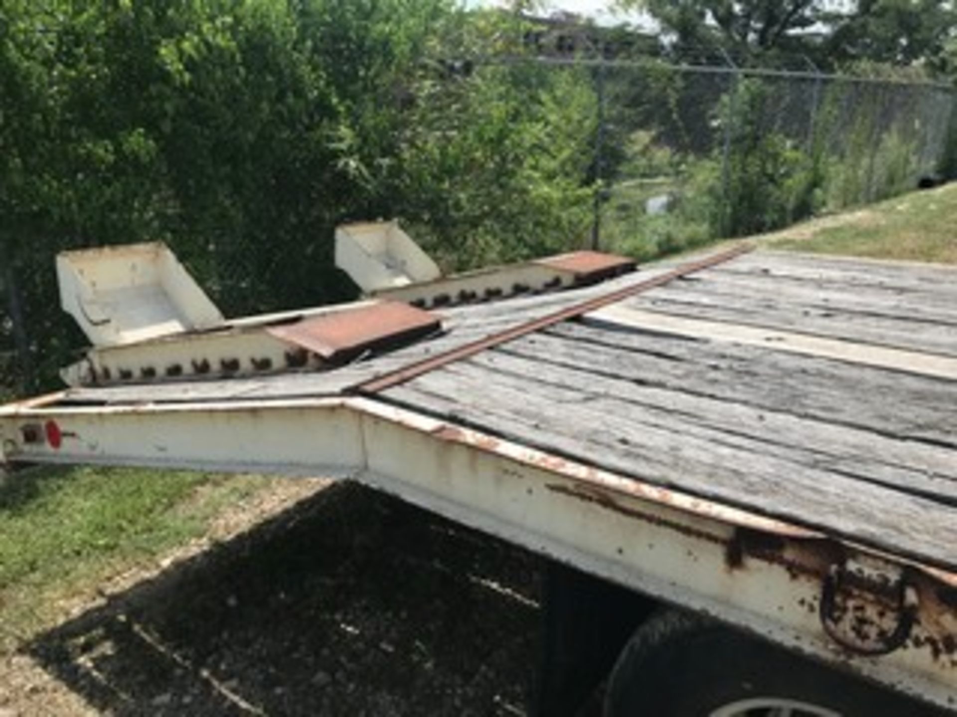 1986 LOAD KING 92LT 24' TRAILER - VIN #1L4T29213G1014156 - TANDEM AXLE (LOCATED IN DALLAS, TX) - Image 5 of 6