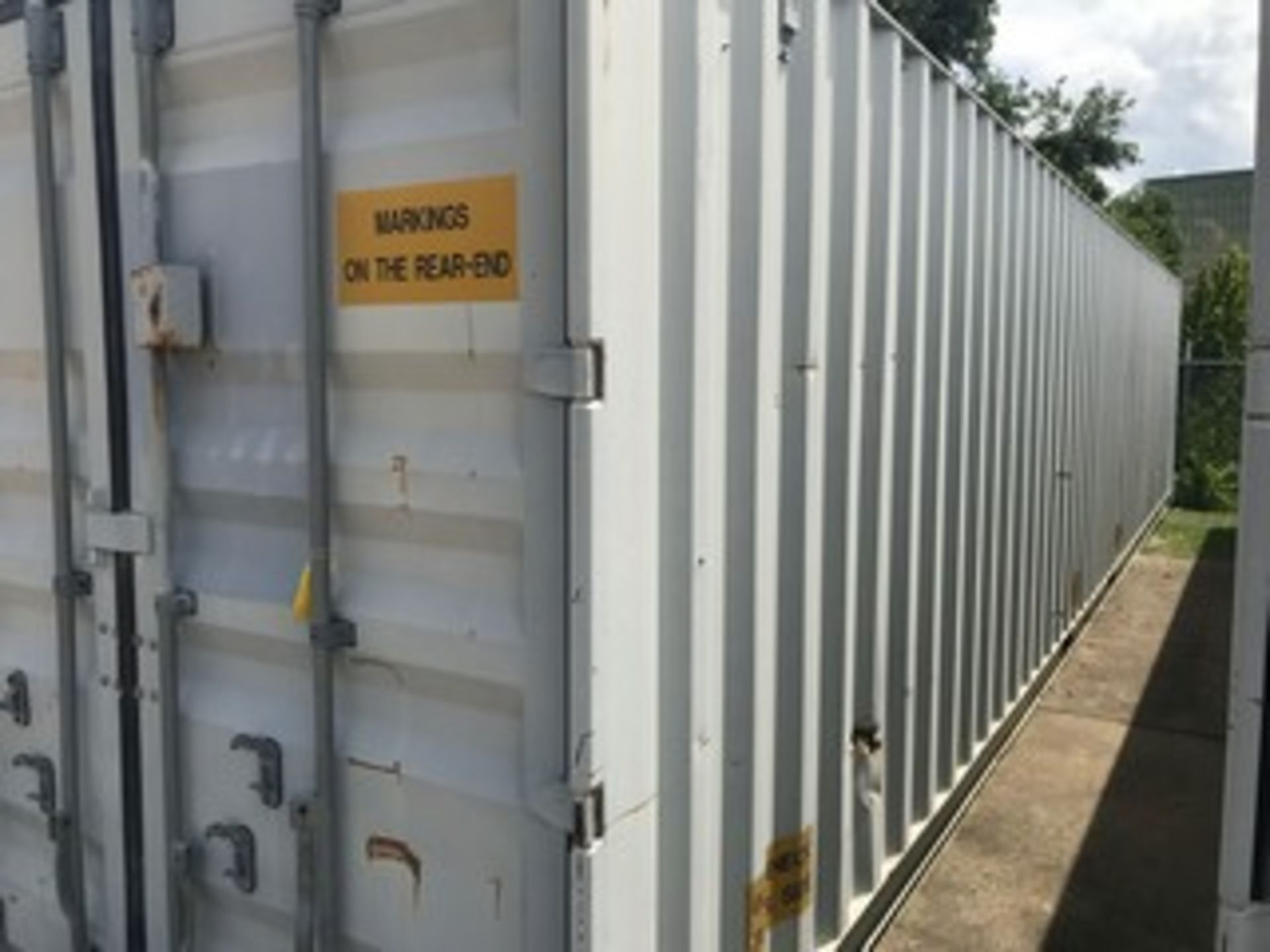 40' SHIPPING CONTAINER - #950067 (LOCATED IN DALLAS, TX) - Image 3 of 4