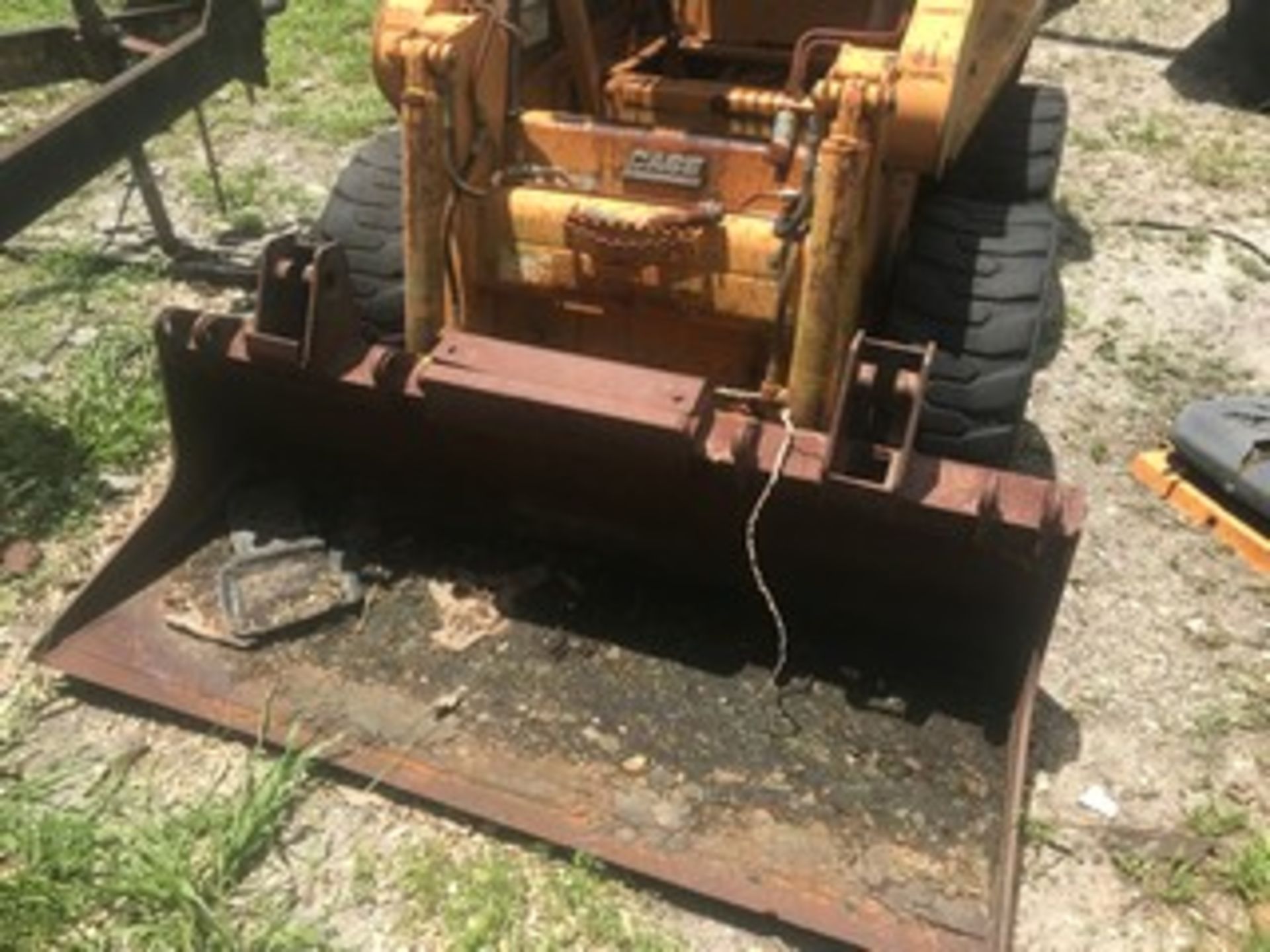 CASE 1840 SKID STEER LOADER - SERIAL No. JAF0313062 - Image 3 of 5