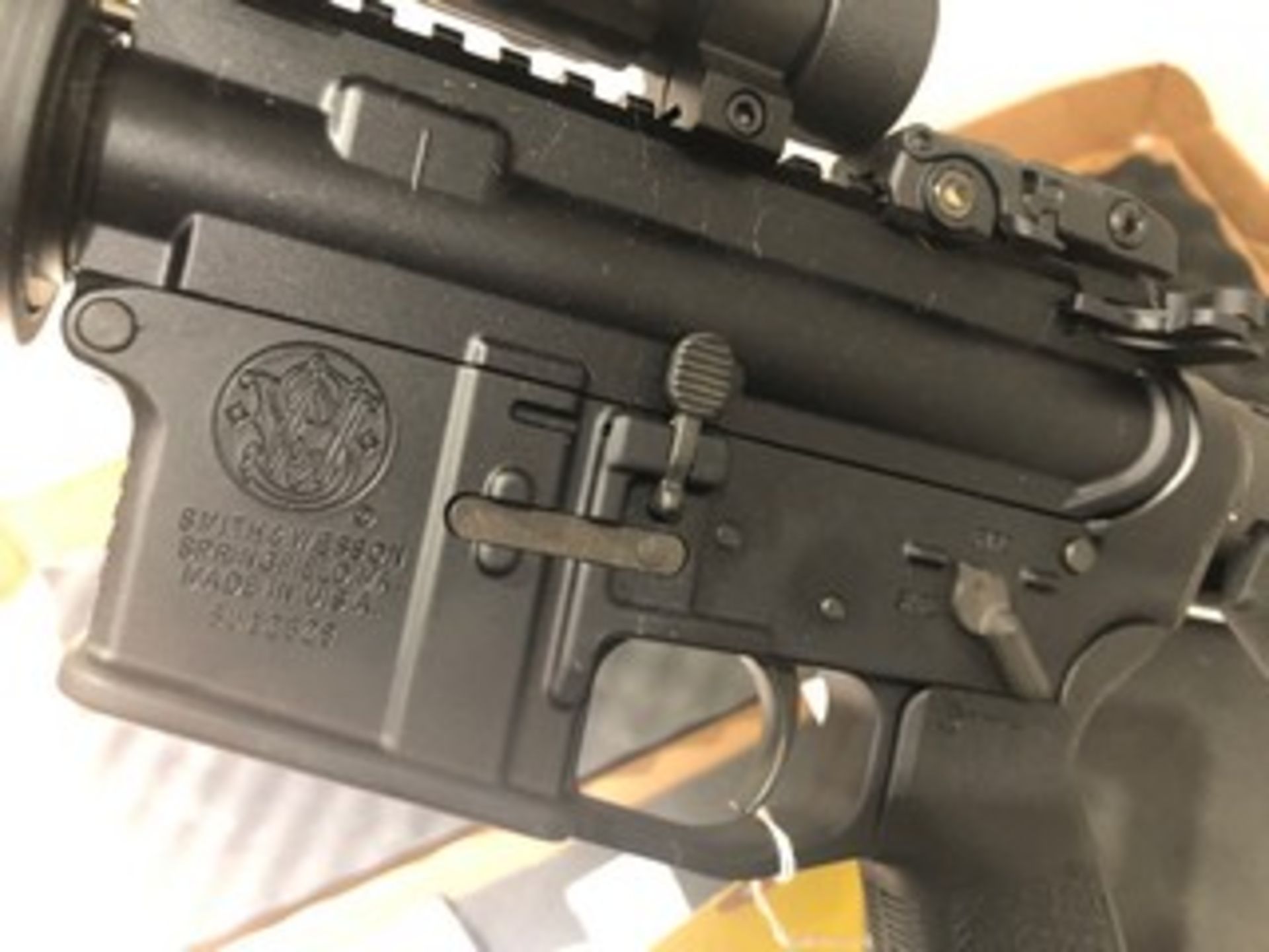 SMITH & WESSON M&P15 AR-15 - BSA TW30RD TACTICAL SCOPE / NEVER FIRED - SERIAL No. SU12628 - Image 3 of 5