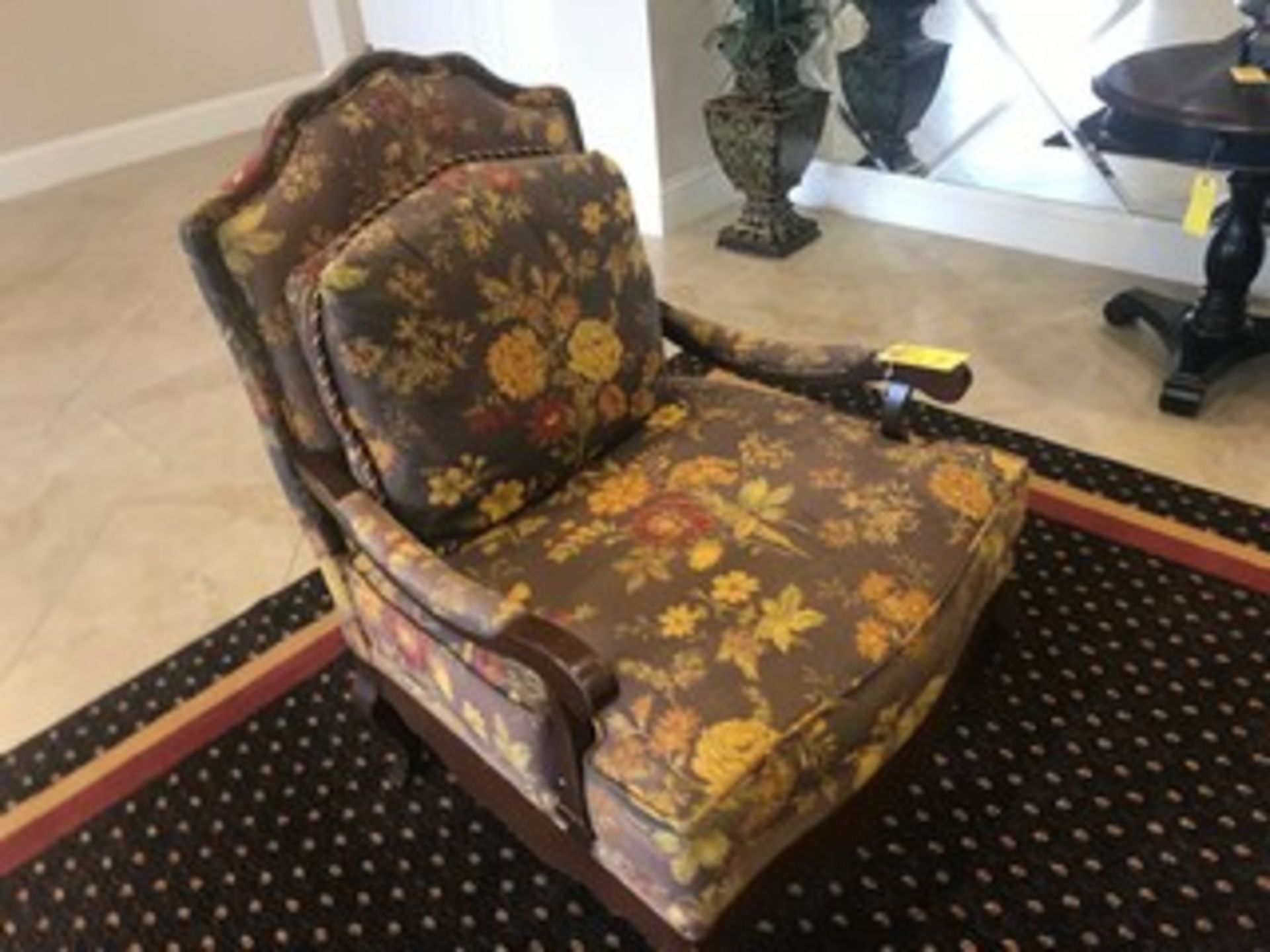 FLORAL ARM CHAIRS WITH PILLOW - Image 2 of 2