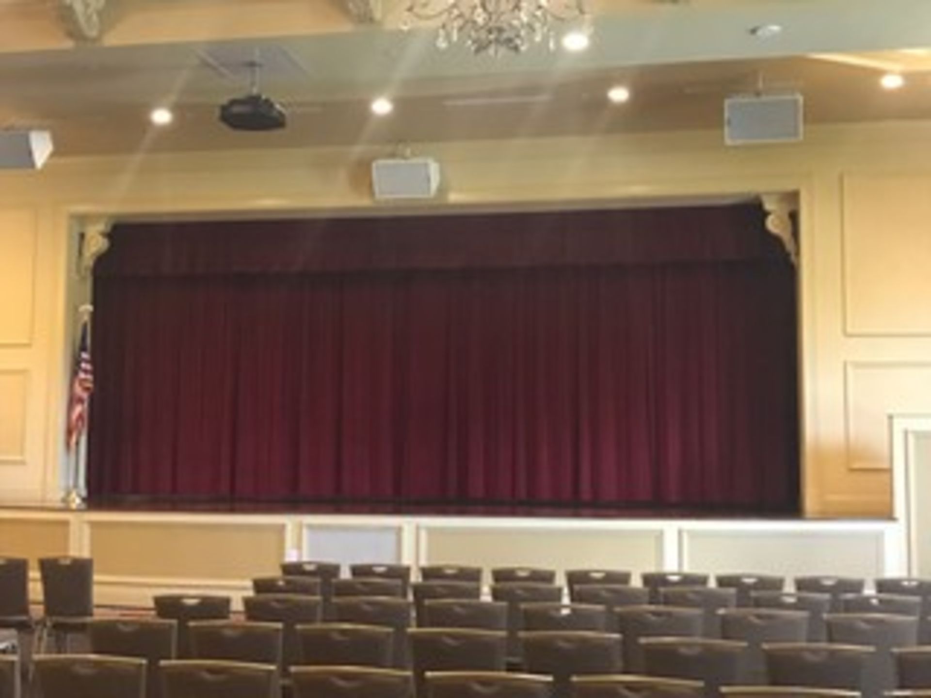 RED THEATER CURTAIN (RED ONLY)