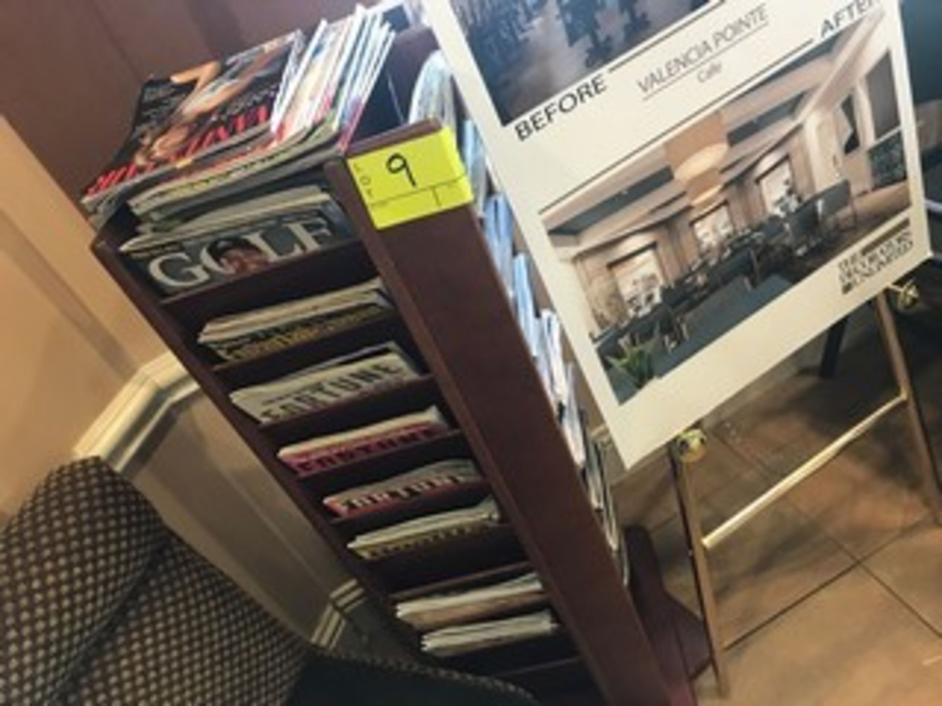 SPINNING MAGAZINE / BROCHURE DISPLAY RACK