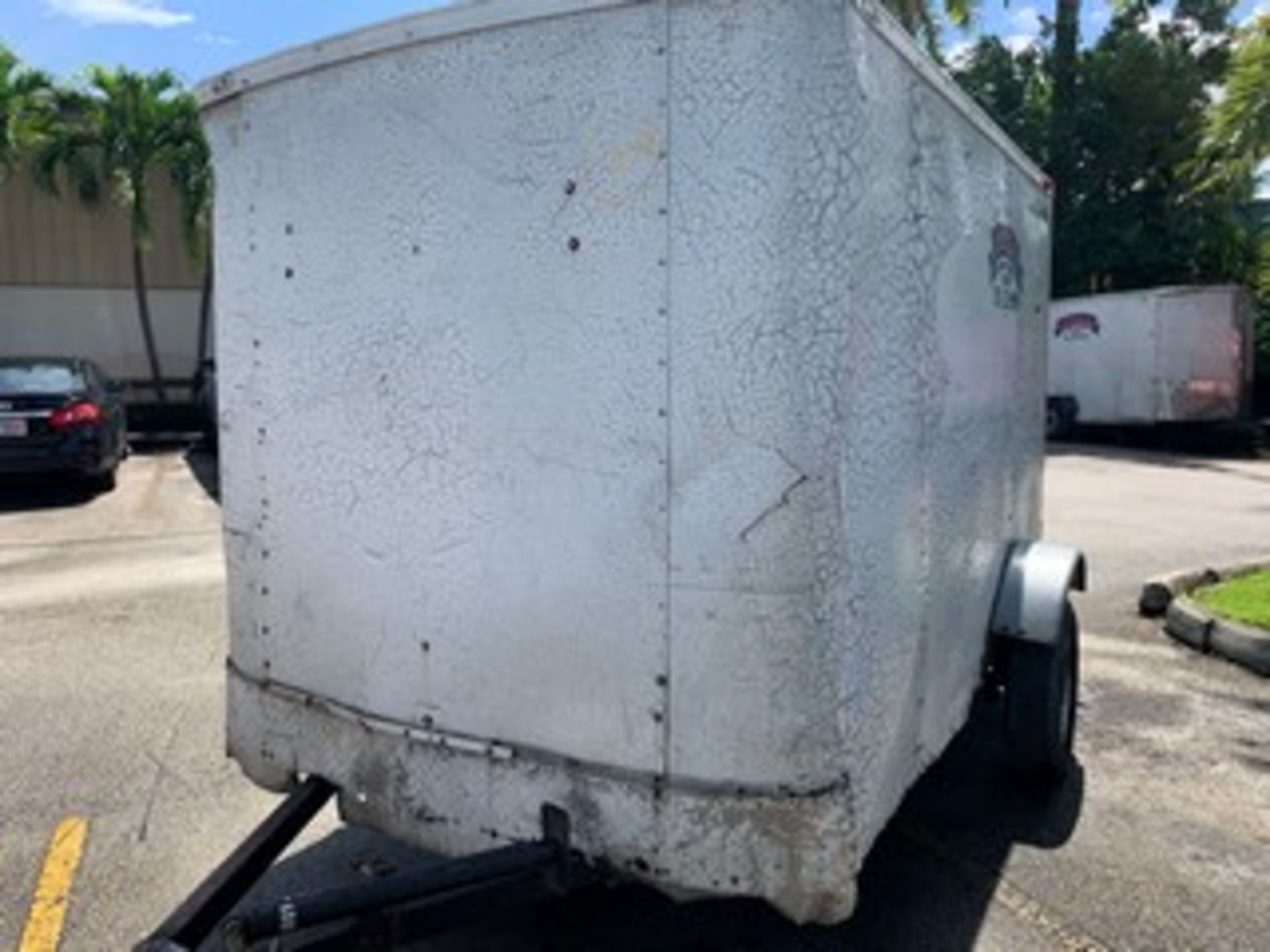 2005 FORV ENCLOSED TRAILER - VIN #5NHUFE0195U316077 - WHITE - SIDE DOOR - 15' (64) - Image 2 of 8