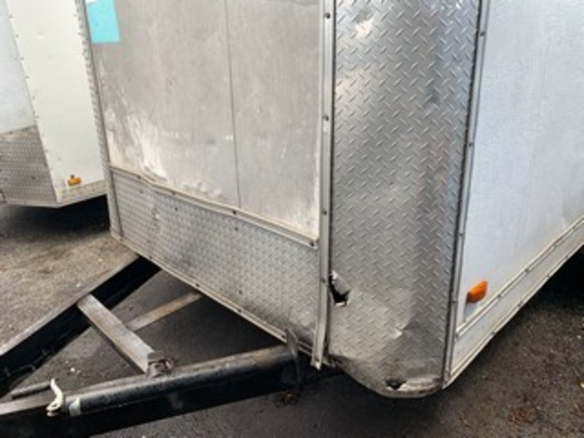 2008 SOUTHWEST SW-07X12 ENCLOSED TRAILER - VIN #1S907X1248M982339 - WHITE - SINGLE AXLE - 12' (41) - Image 2 of 7