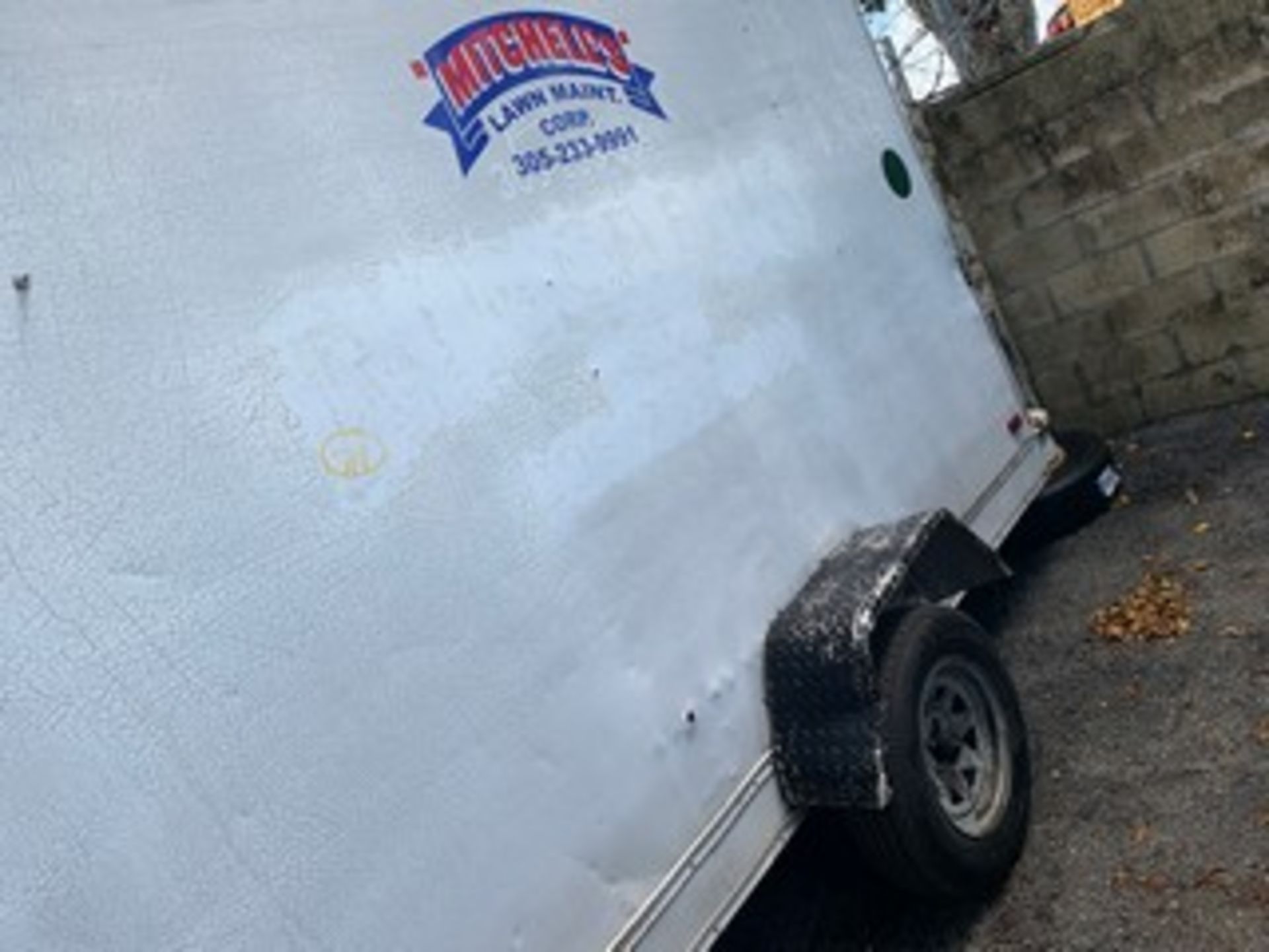 2008 SOUTHWEST SW-07X12 ENCLOSED TRAILER - VIN #1S907X1248M982339 - WHITE - SINGLE AXLE - 12' (41) - Image 4 of 7