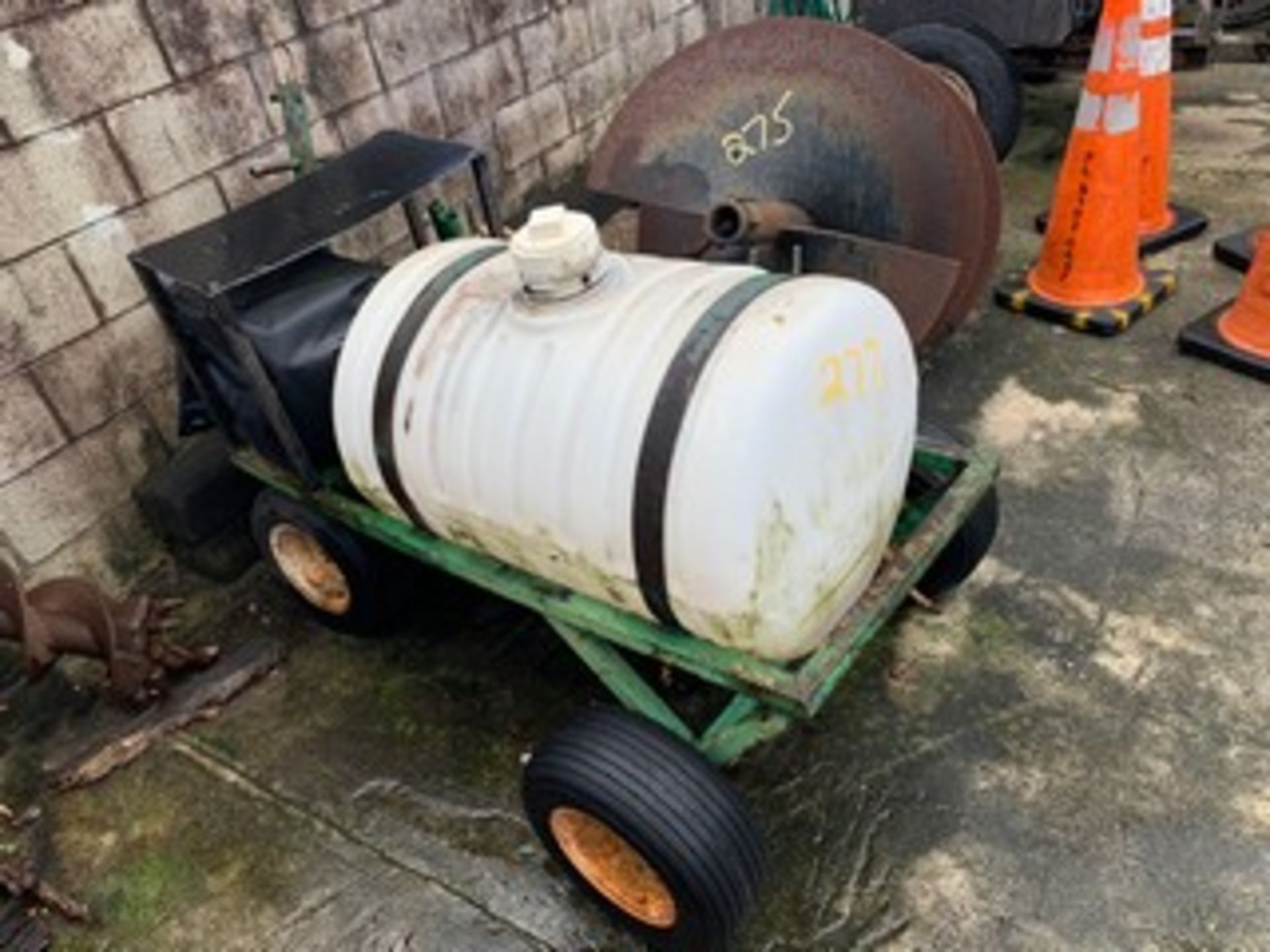 SMALL SPRAY TRAILER