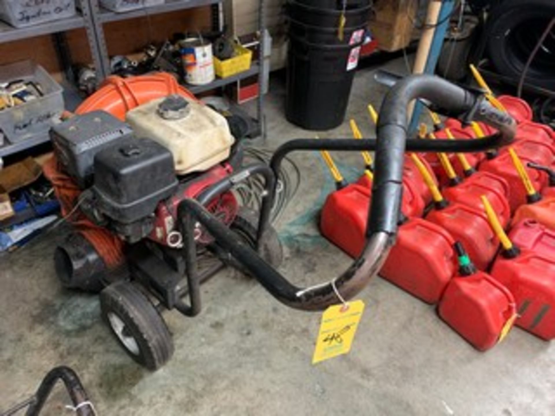 HONDA WALK-BEHIND BLOWER / VACUUM