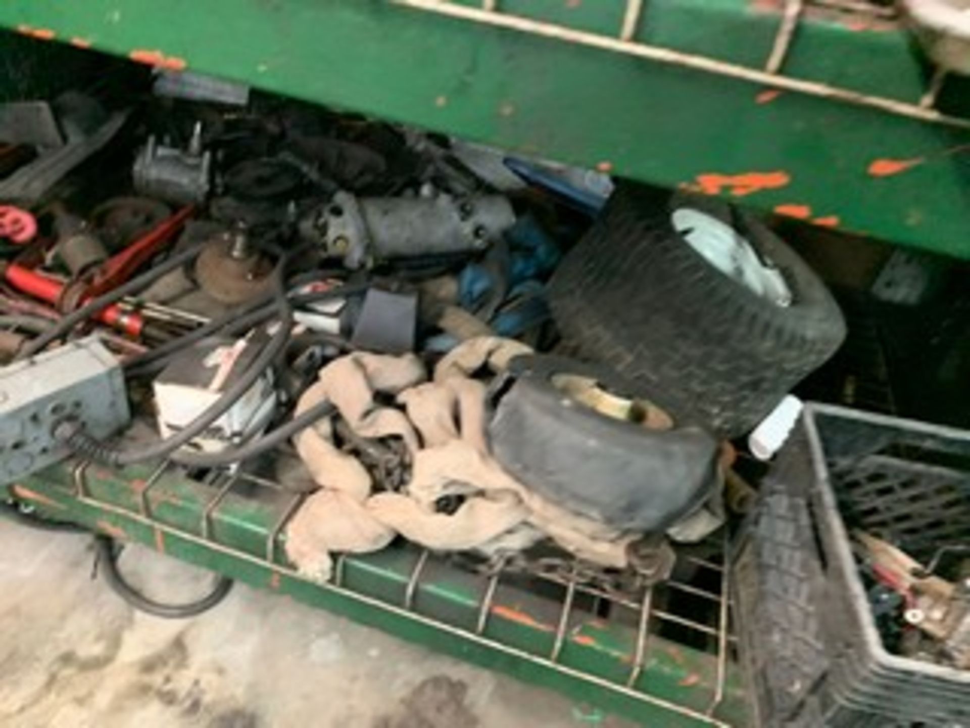 LOT ASSORTED MOWER, BLOWER & WEEDEATER PARTS - Image 3 of 5