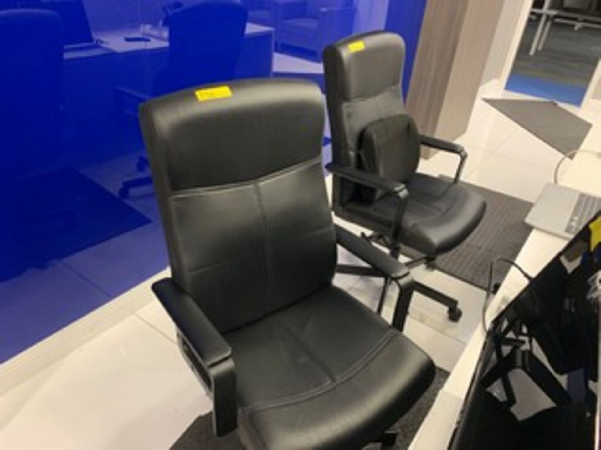 EXECUTIVE DESK CHAIRS