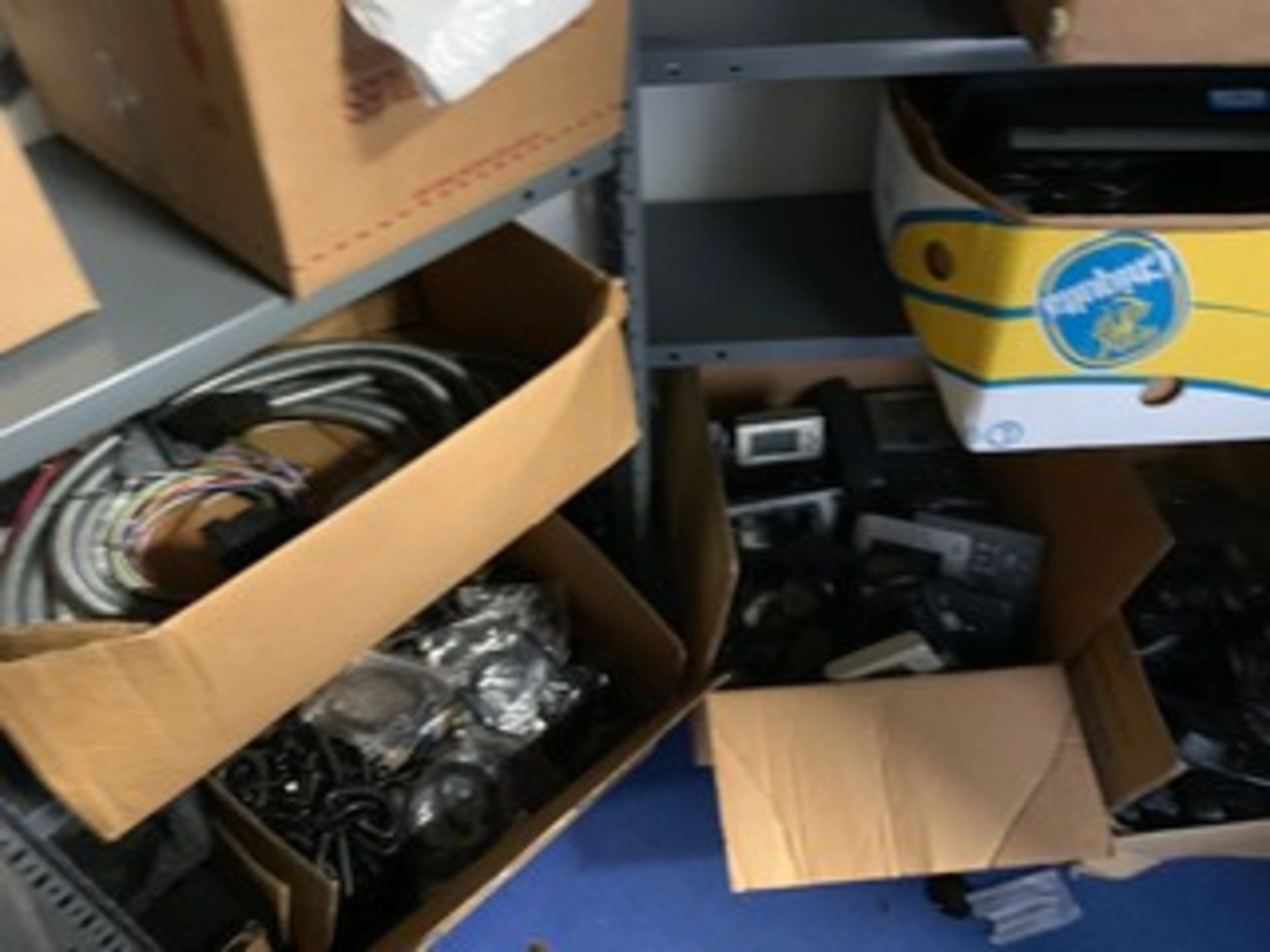 LOT SUPPLIES & ELECTRONICS - CONTENTS OF CLOSET - NO SHELVING - Image 2 of 2