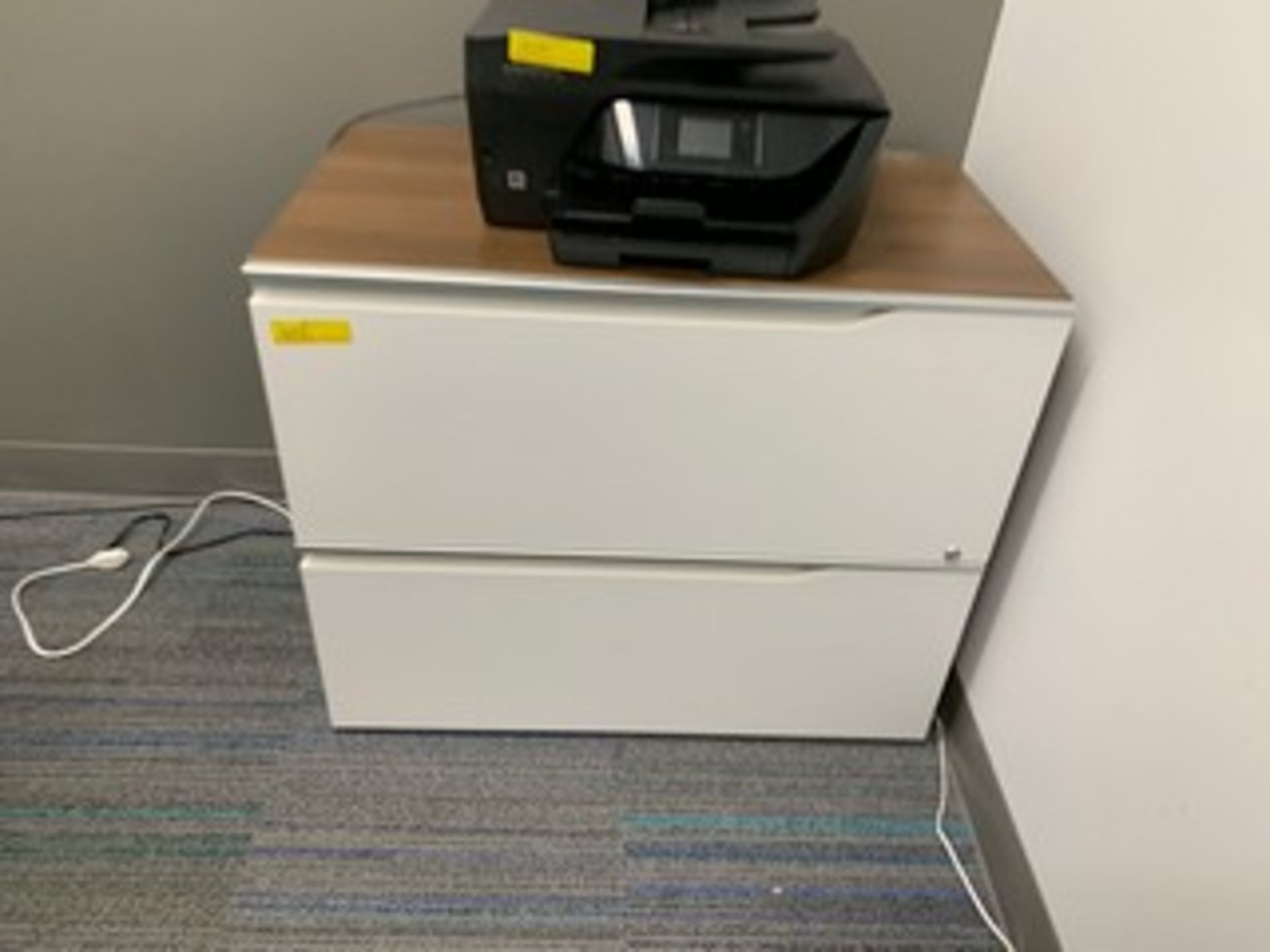 DESK, DOUBLE LATERAL FILE CABINET & OVERSHELF - Image 2 of 3