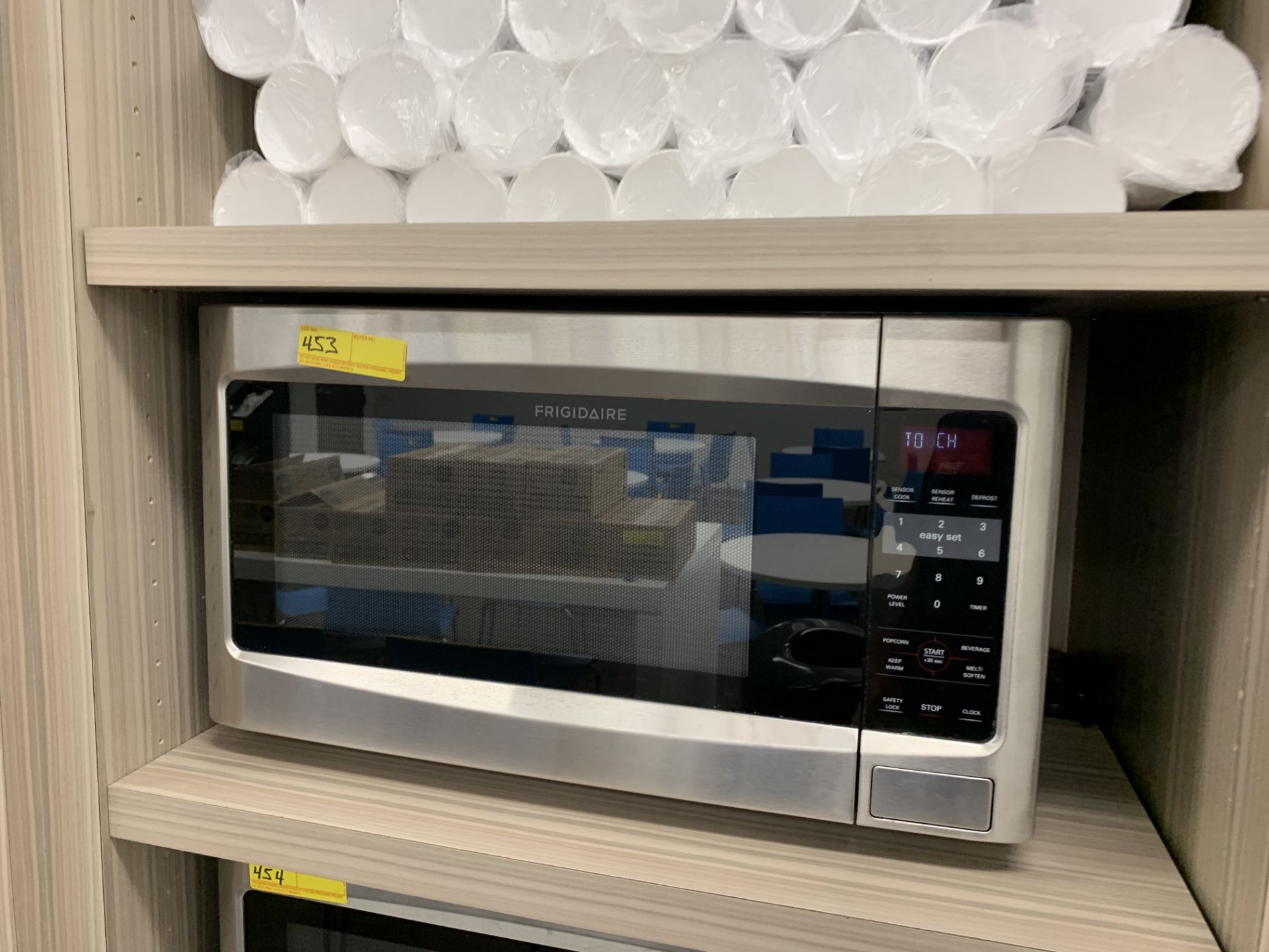 FRIGIDAIRE MICROWAVE