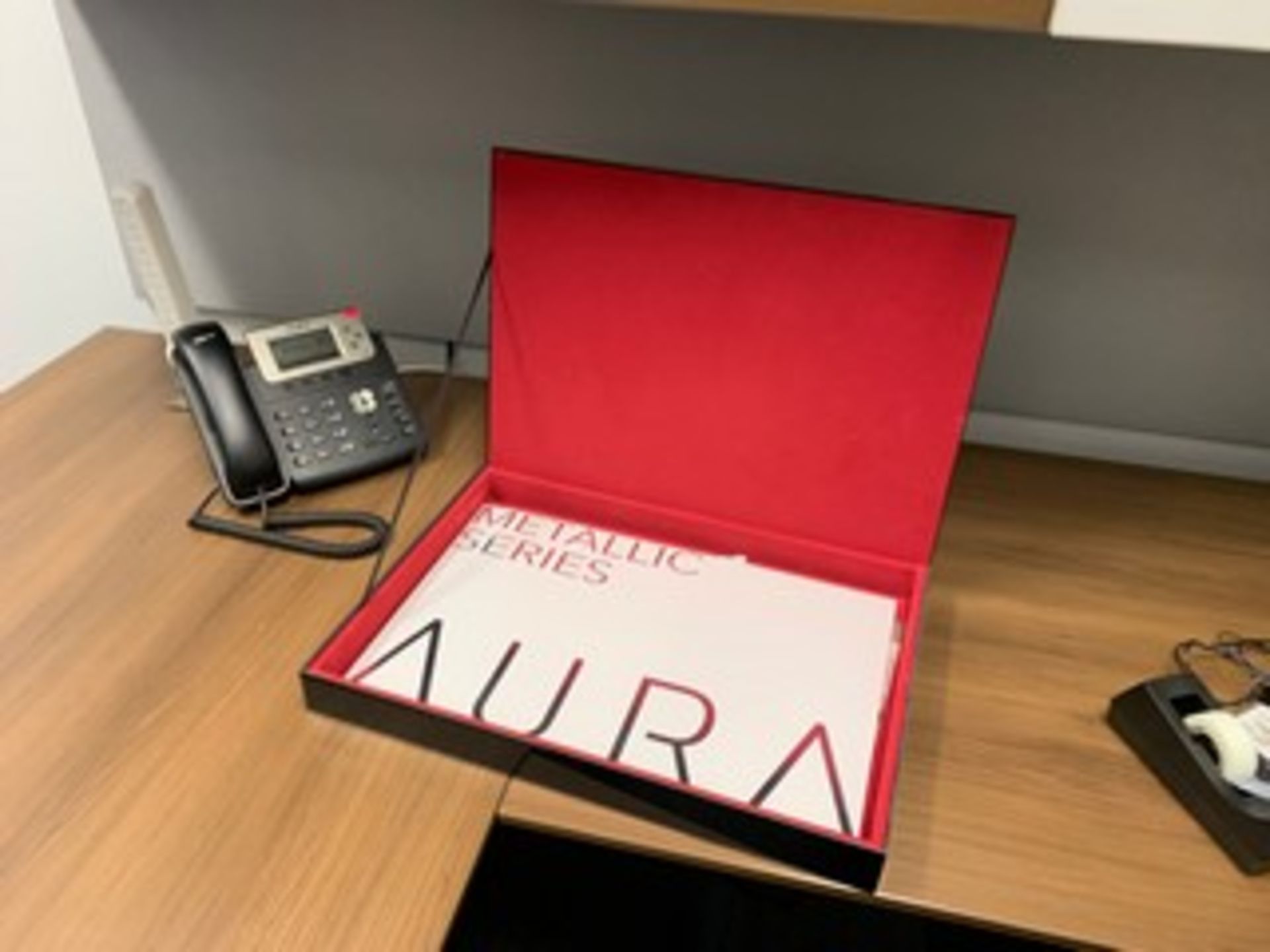 AURA JET PROMO BOX