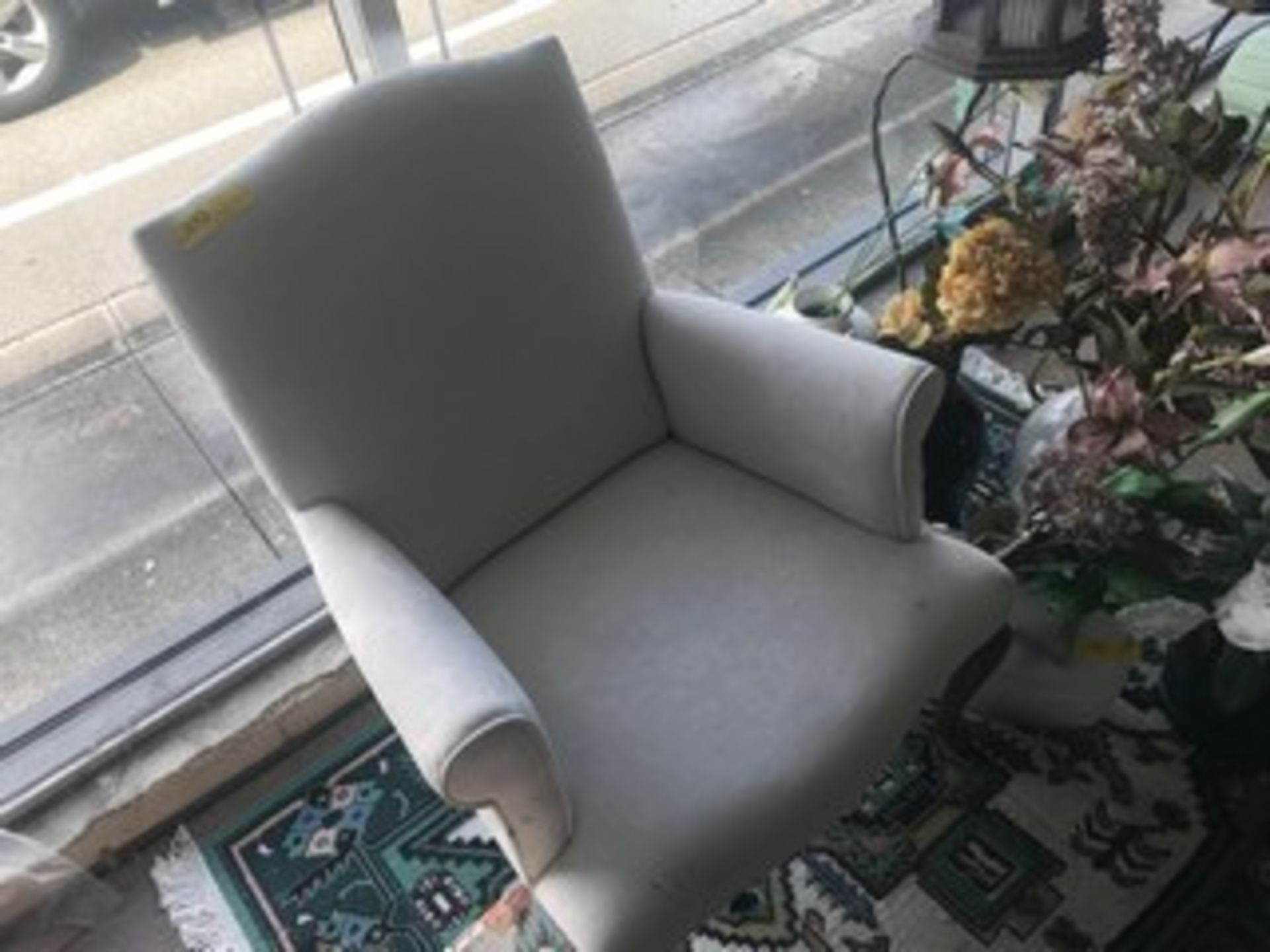 WHITE UPHOLSTERED ARM CHAIR