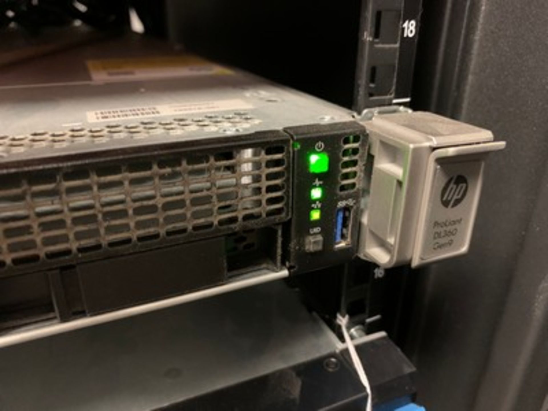 HP PROLIANT DL360 GEN 9 SERVER - Image 2 of 3