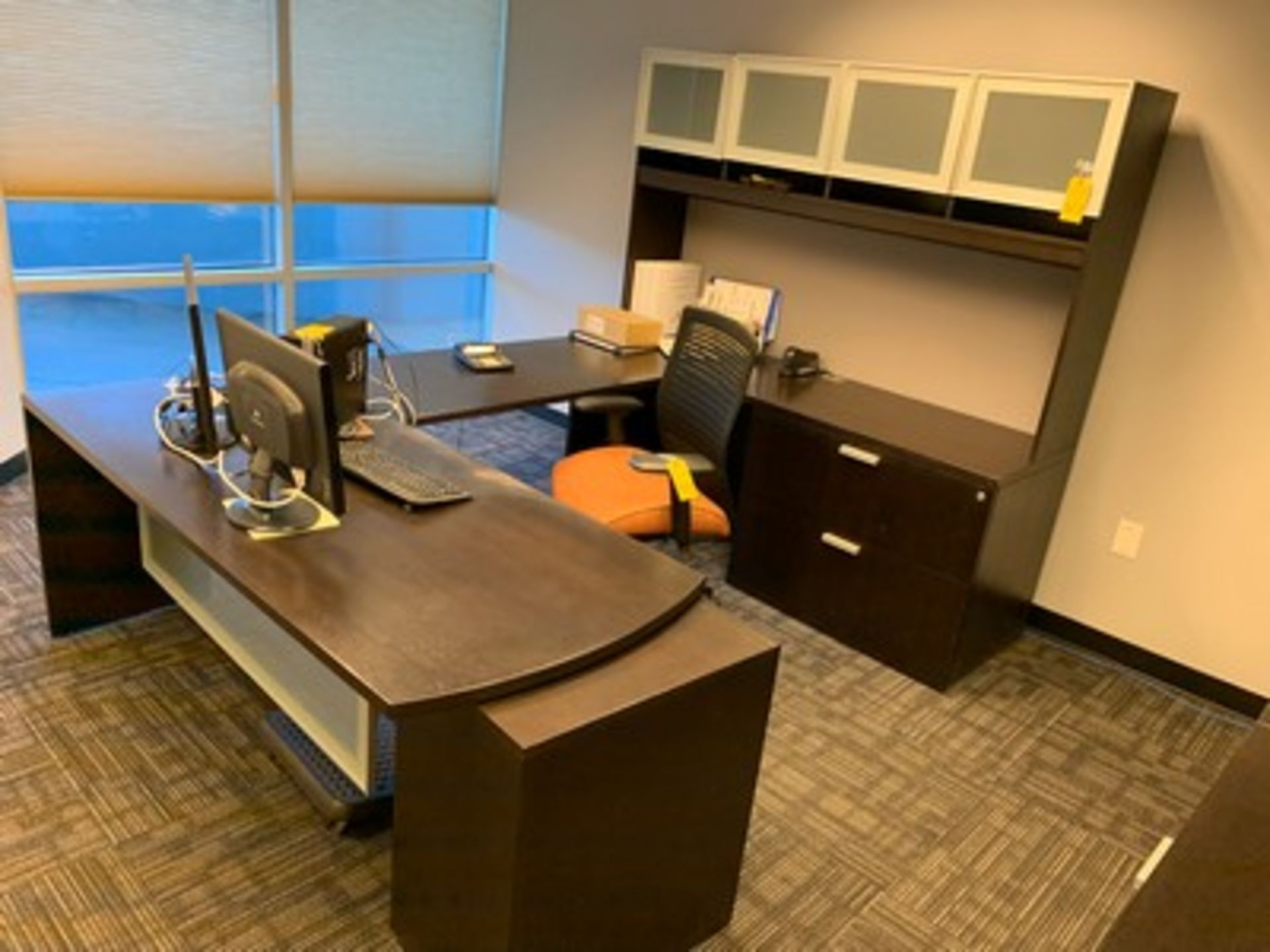 MODERN WOOD OFFICE SUITE - 1- U-SHAPE DESK WITH HUTCH / 2- MATCHING LATERAL FILE CABINETS