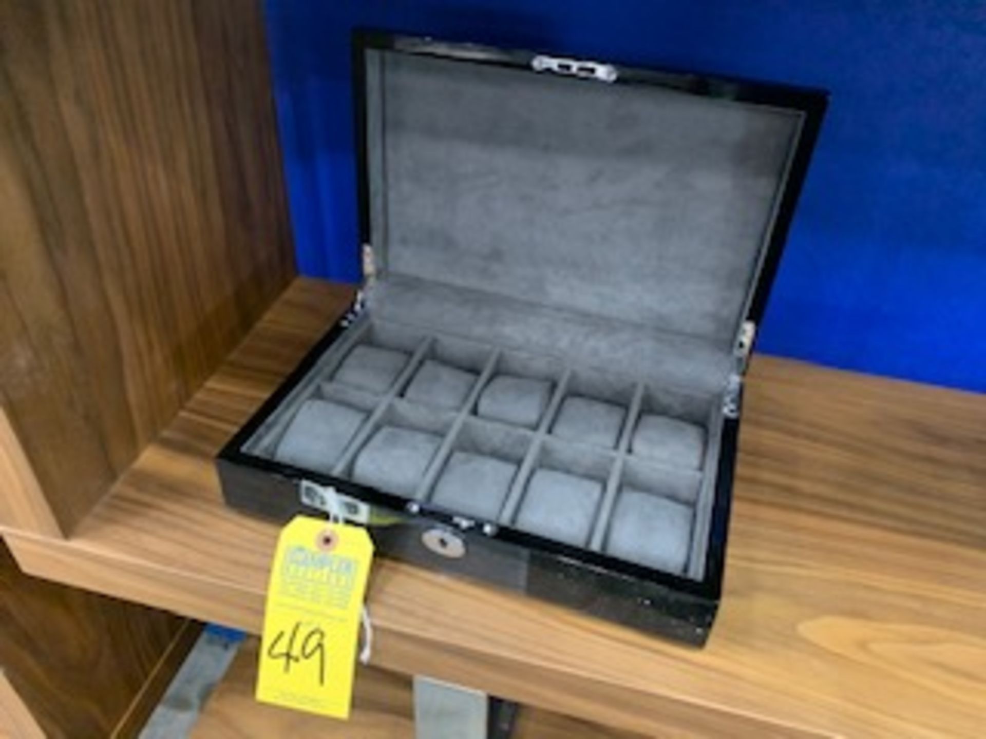 WATCH DISPLAY BOX (10 WATCH CAPACITY)