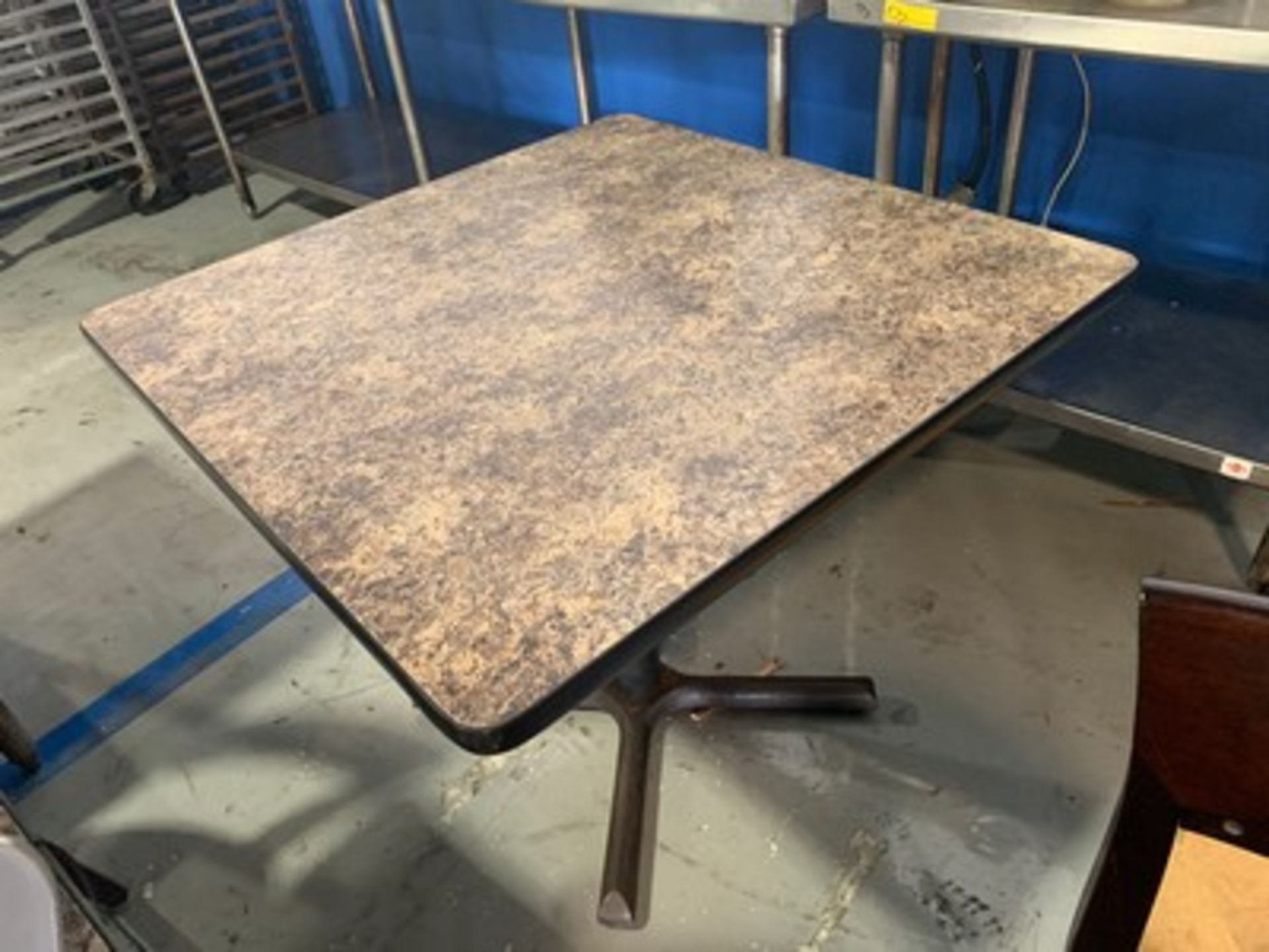 4-TOP TABLES - 36x36