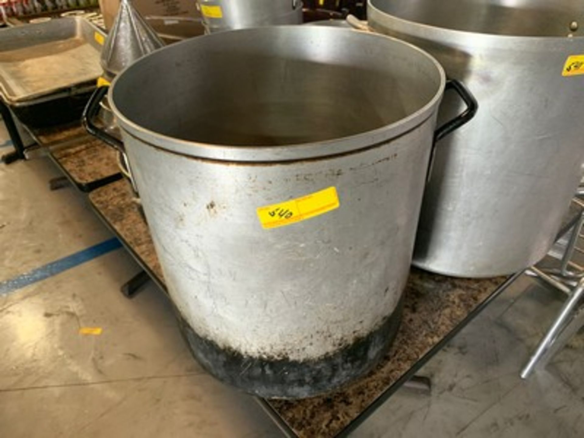 LARGE STOCK POT