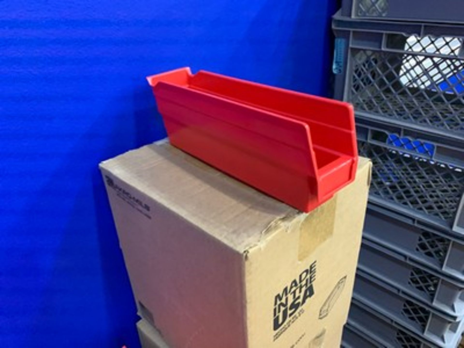 ASSORTED SIZE RED BINS - Image 3 of 3