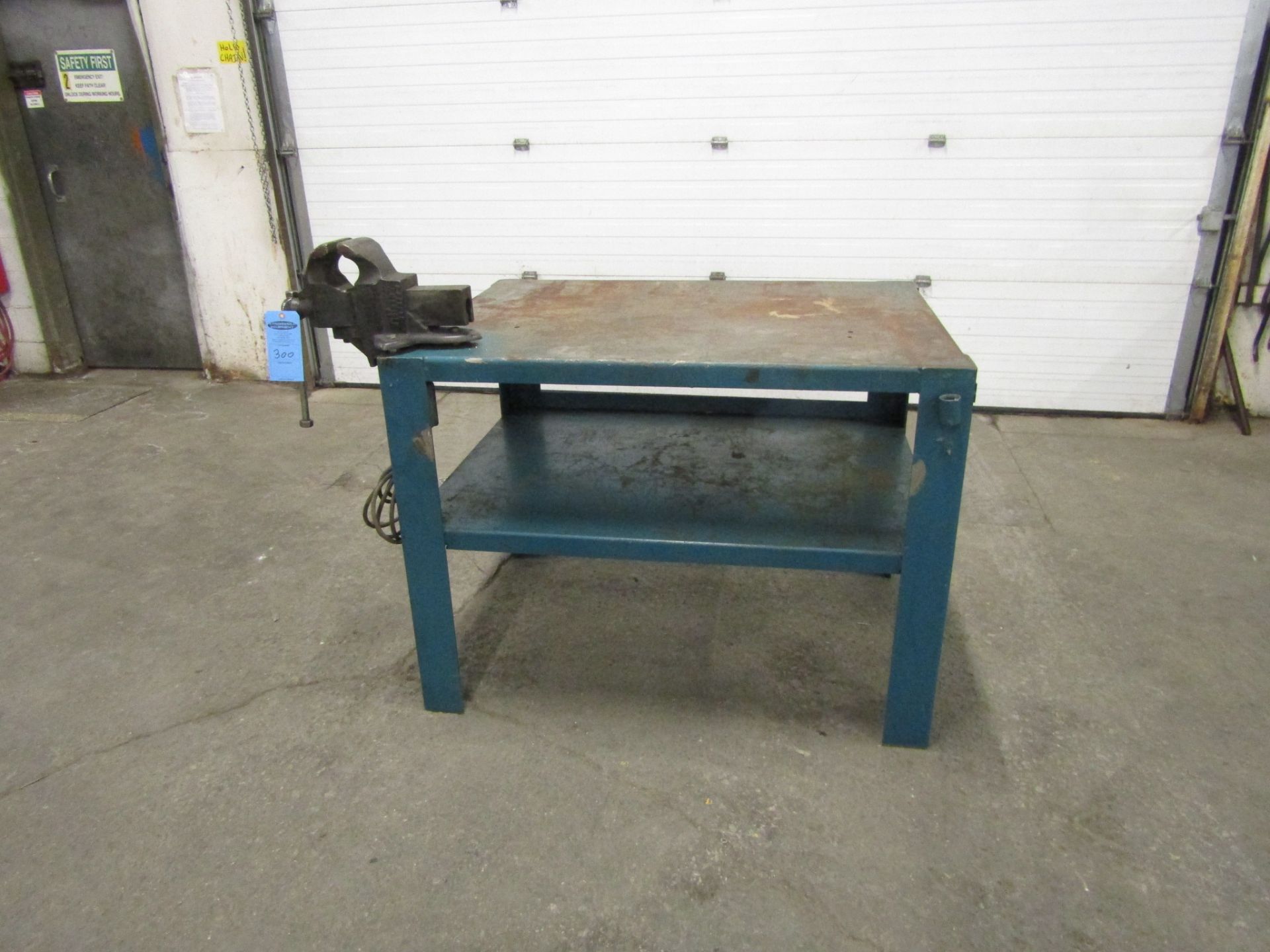 Work Table with Workholding Vise