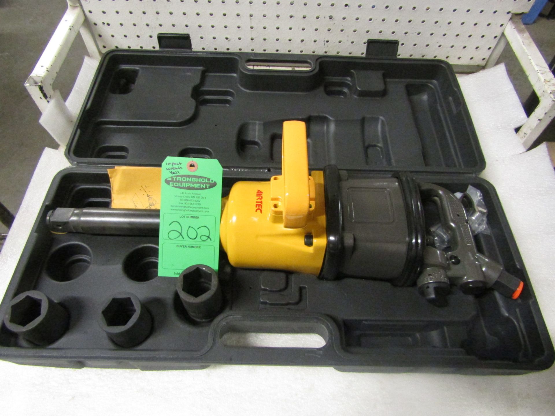 Airtec Extended Reach 1" Drive Air Impact Wrench - MINT UNUSED impact gun complete with sockets in