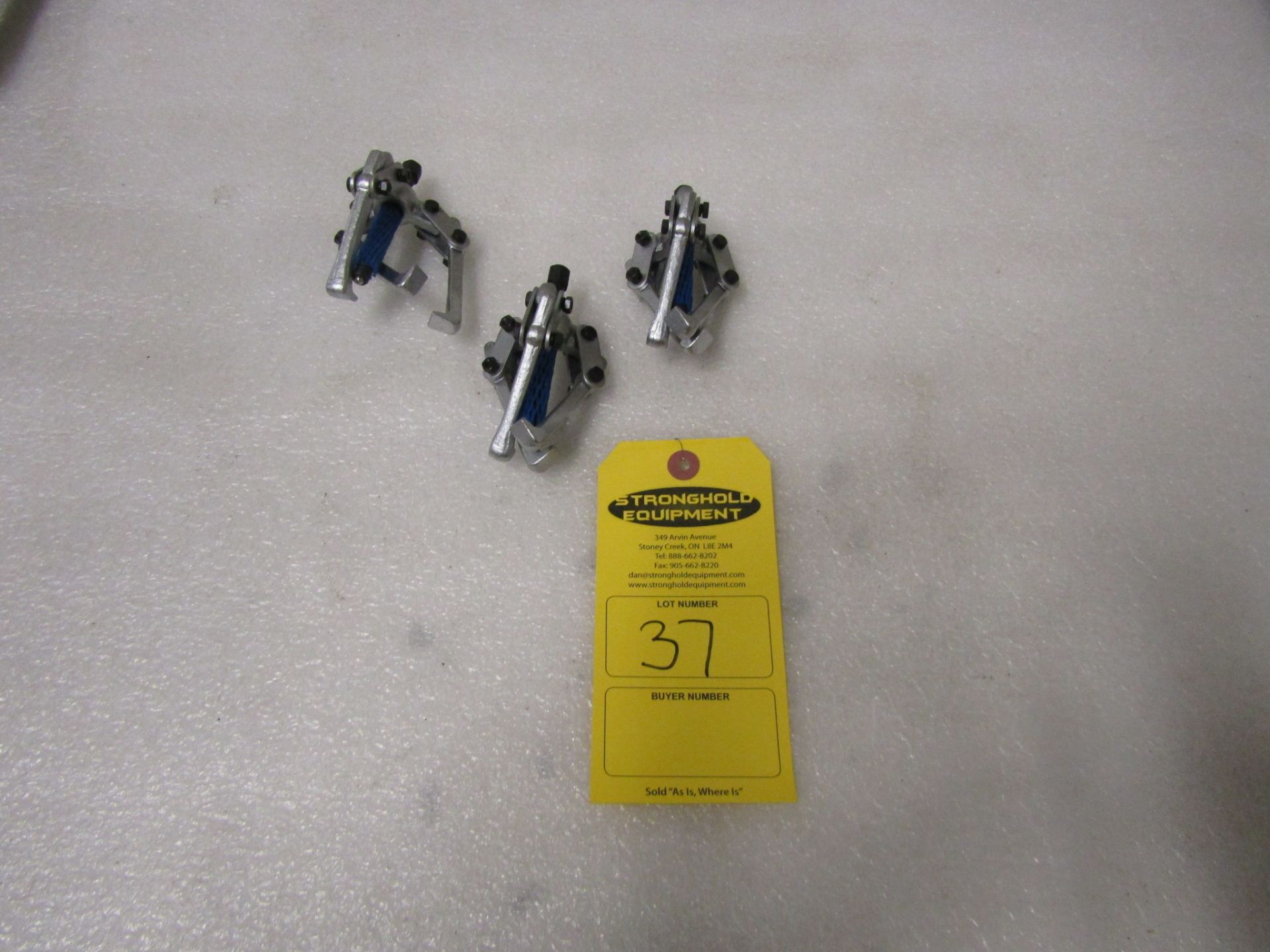 Lot of 3 bearing pullers - MINT & Unused