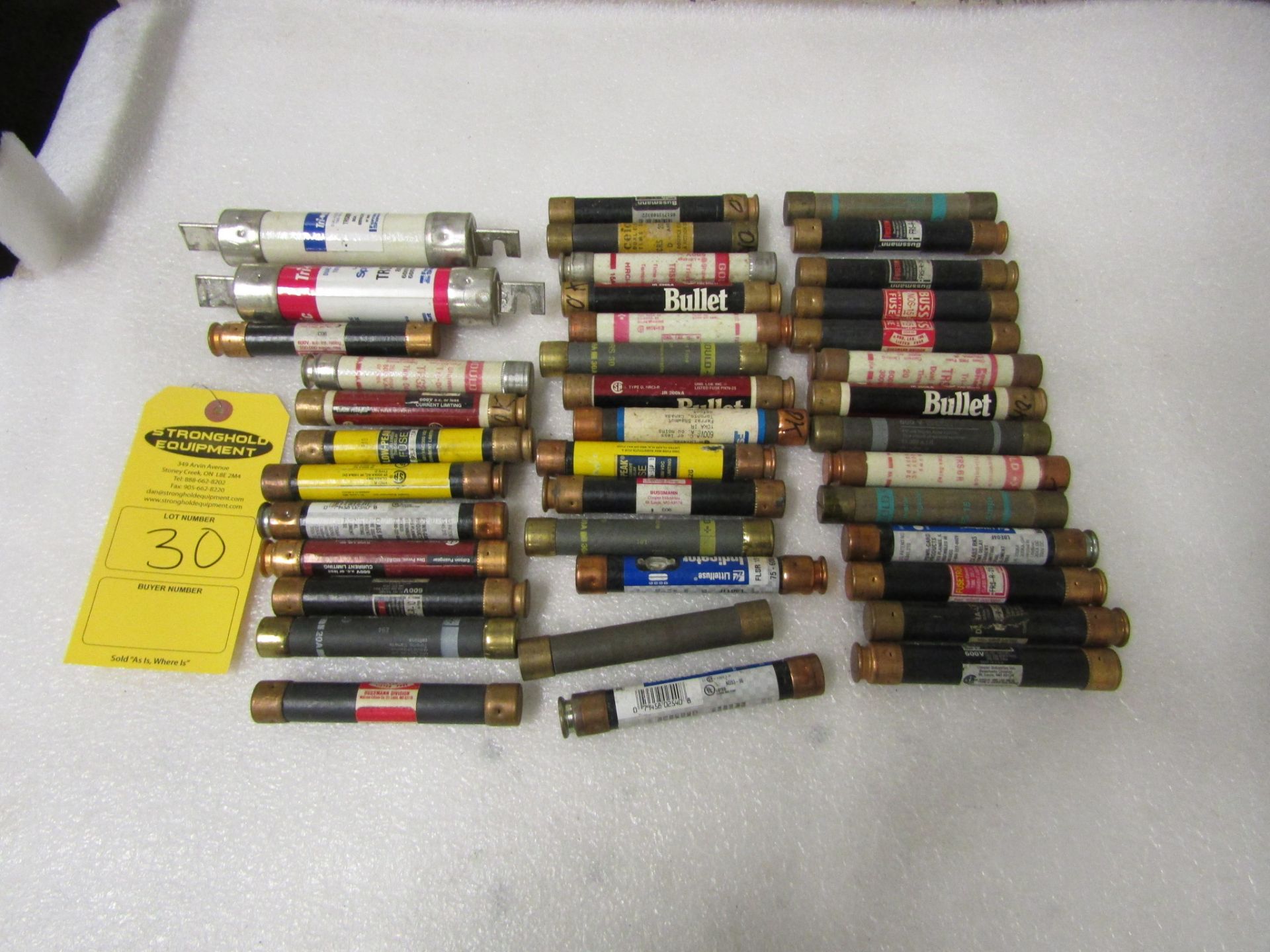 Lot of Assorted Fuses