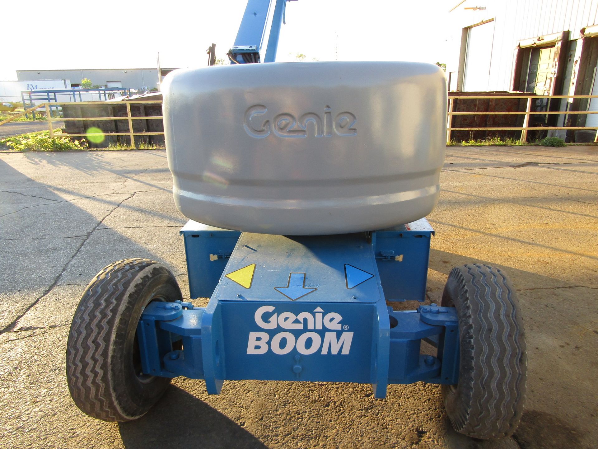 MINT Genie Zoom Boom Articulating Lift model Z-45/25 45' height Electric LOW HOURS with non-marking - Image 6 of 6