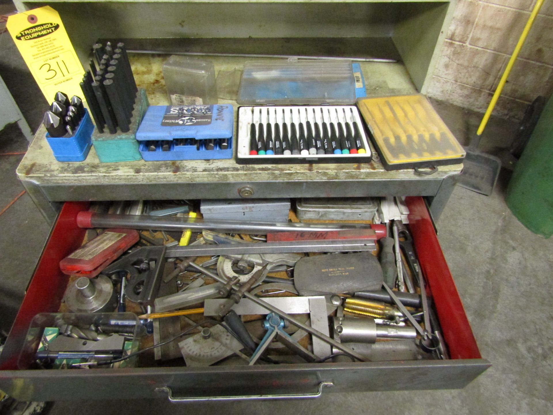 Tool Cabinet 4 drawer on wheels with hundreds of drill bits, inserts and inspection tools - Image 2 of 3