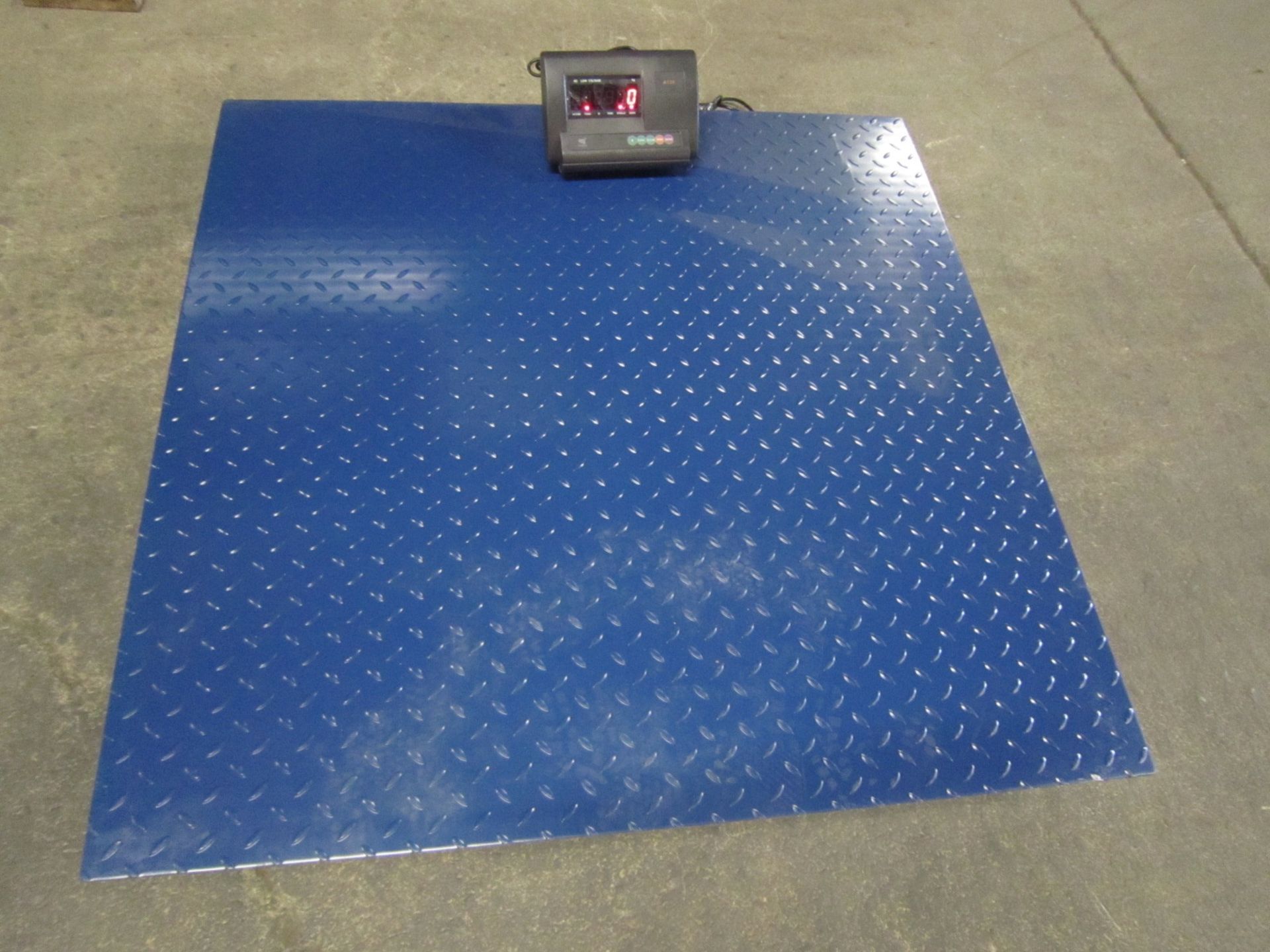 MINT 6500lb digital floor scale - 48" x 48" - Great DRO (digital readout) with 1lb accuracy