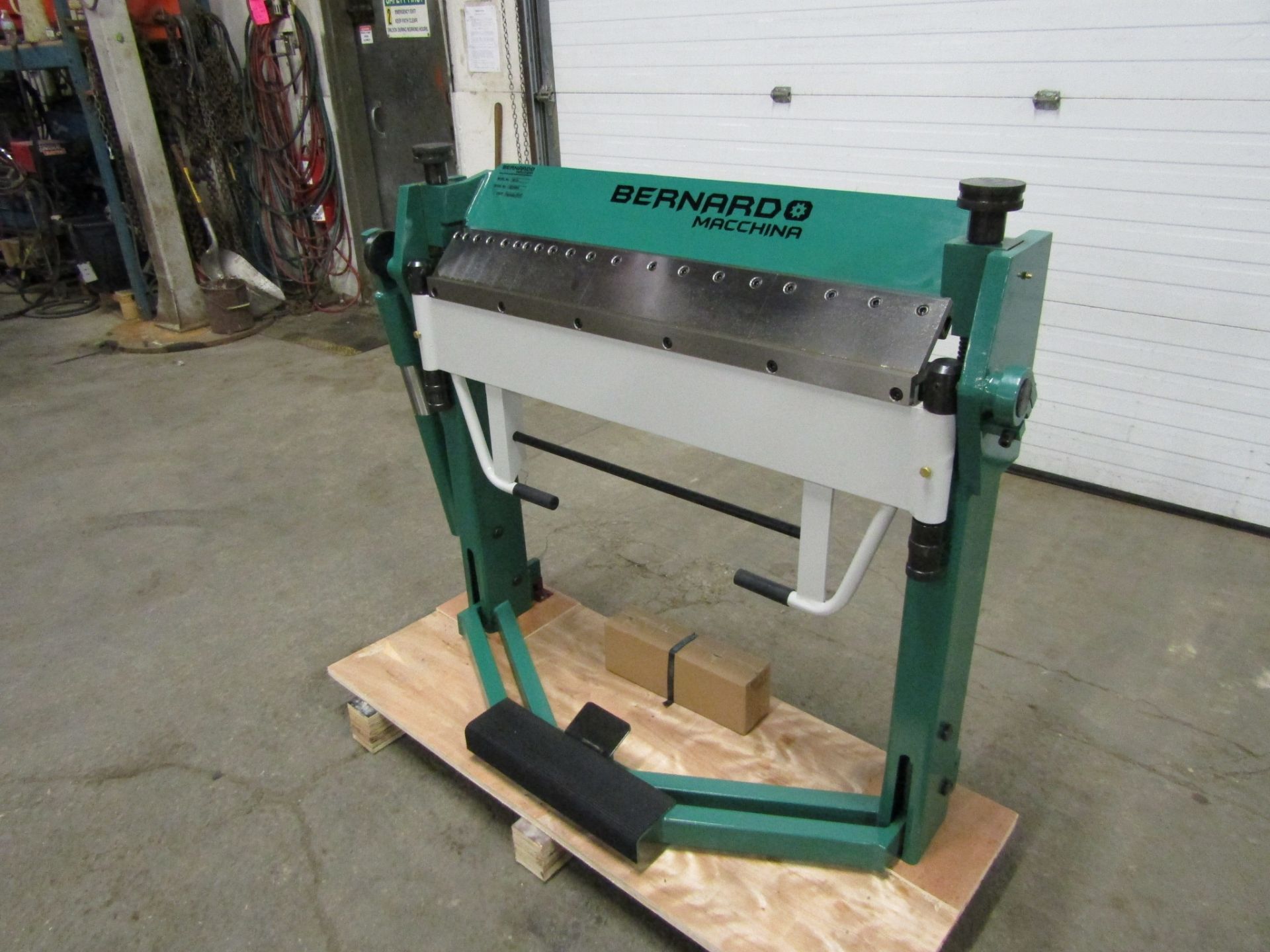 Bernardo Box & Pan / Hand Brake - 40" capacity working width & 2.5mm capacity plate thickness MINT
