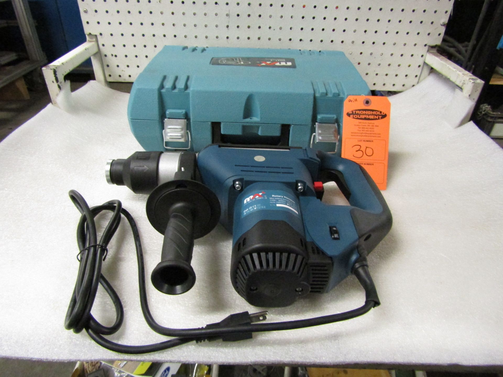 BRAND NEW Max Electric Rotary Hammer unit with 32mm / 1.25" max drilling diameter - model H-321