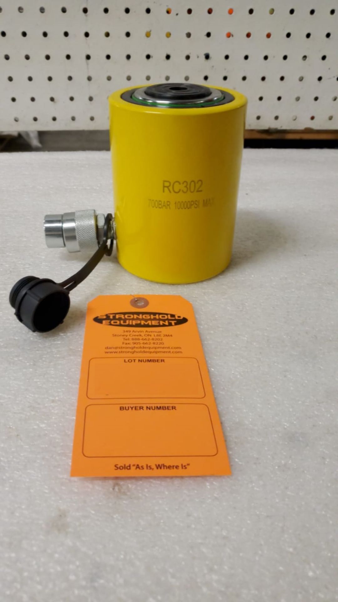 RC-302 MINT - 30 ton Hydraulic Jack with 2" stroke type cylinder