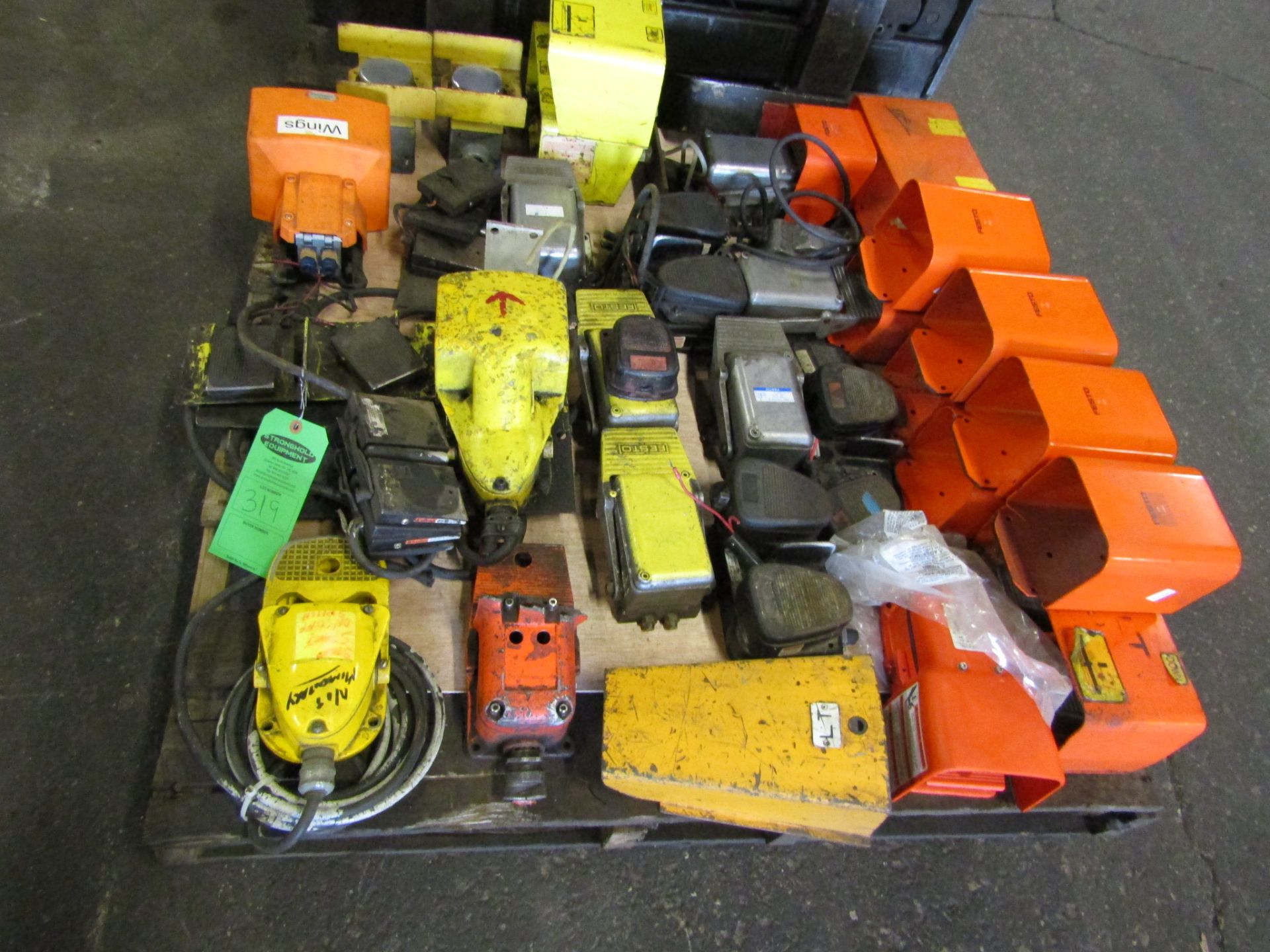 Large Lot of assorted foot pedals - Image 2 of 2