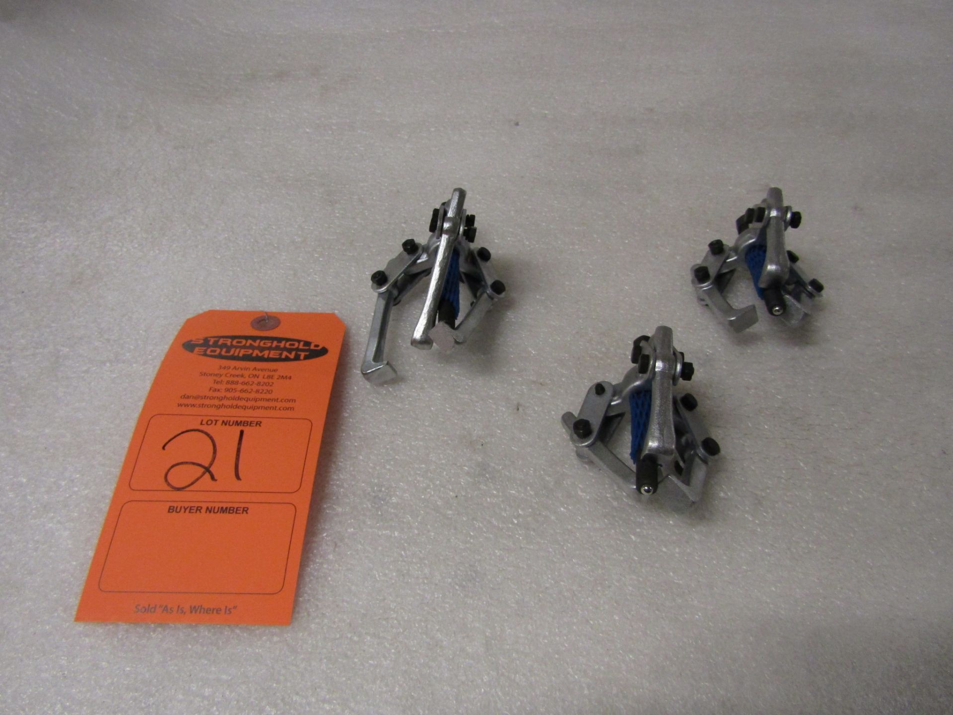 Lot of 3 bearing pullers - MINT & Unused