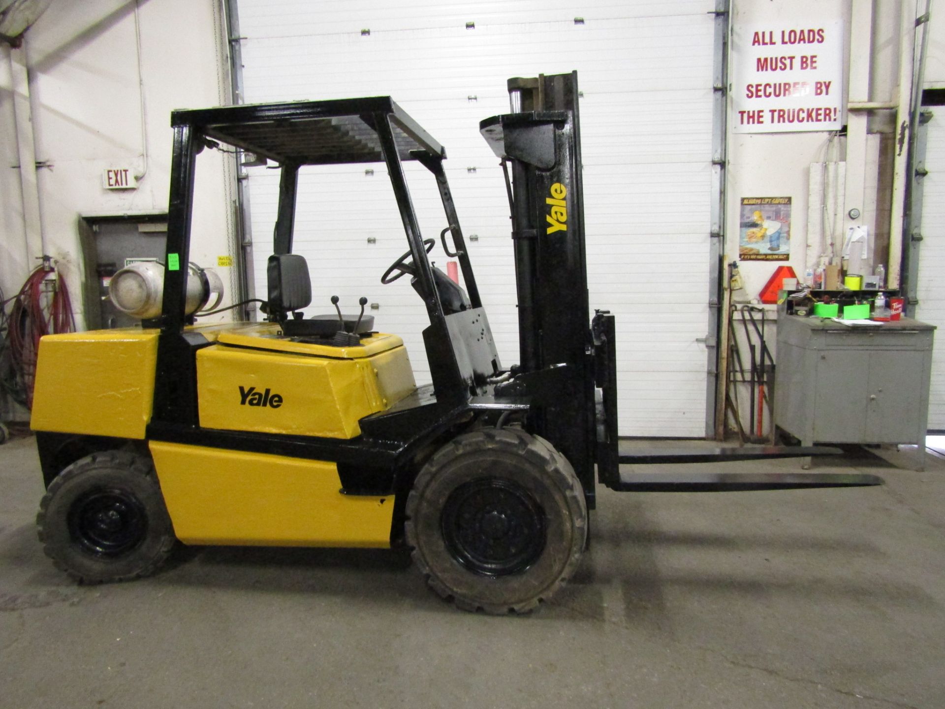 Yale 10000lbs Capacity Forklift LPG (propane) (no tank included)