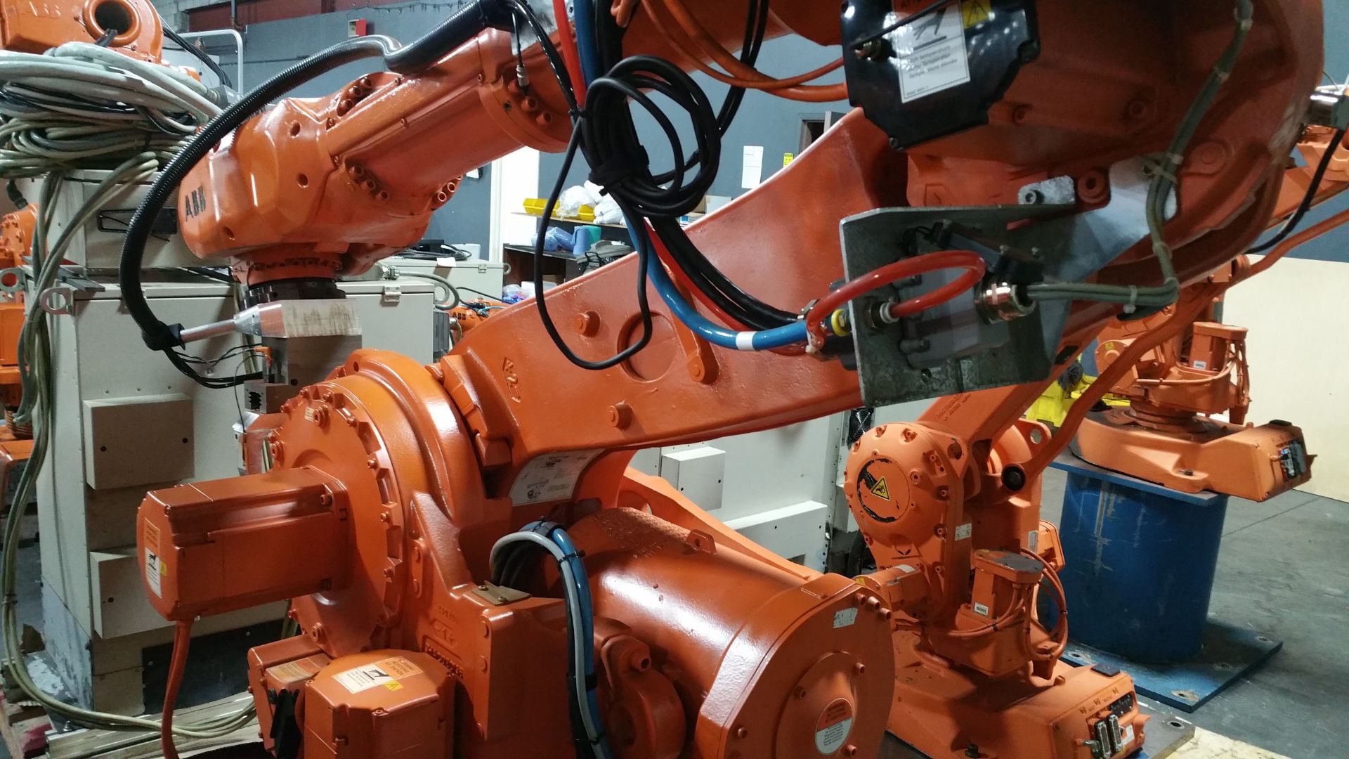 ABB Robot IRB 6600 M2000 S4 C+ 2.8m Reach Foundry Version with Teach Pendent and Cable (shipping - Image 3 of 3