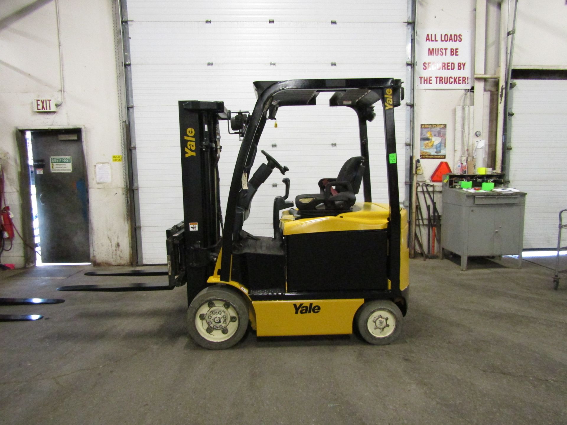 2012 Yale 5000lbs Capacity Electric Forklift with sideshift & 3-stage mast