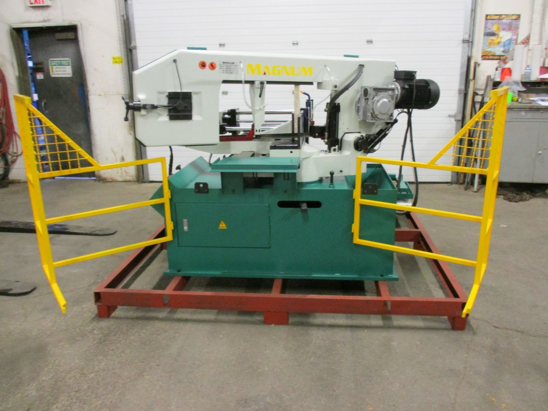 Magnum BSM-1813A Fully Automatic CNC Horizontal Band Saw - 18 X 13 inch CUTTING CAPACITY - CNC - Image 3 of 4