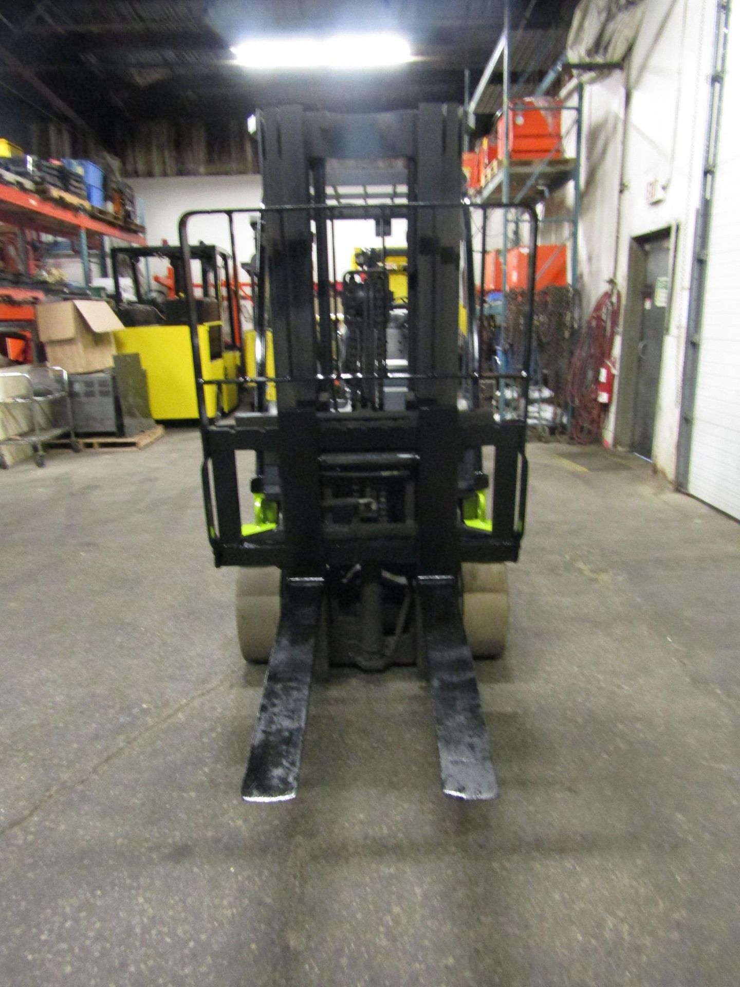 2014 Clark 6000lbs Capacity Forklift with 3-stage mast and sideshift - LPG (propane) AMAZING LOW - Image 2 of 2