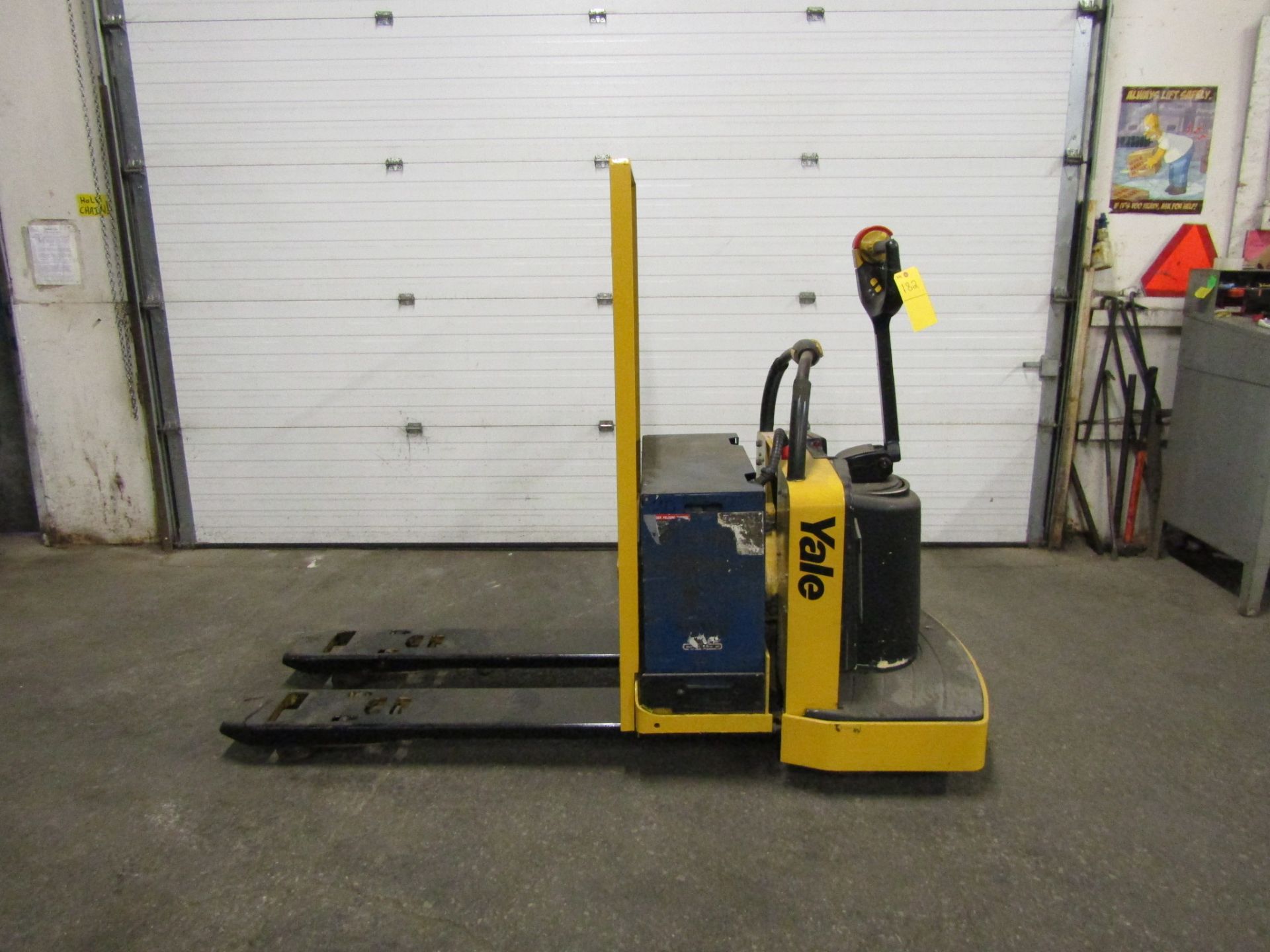 Yale Ride On Powered Pallet Cart Truck
