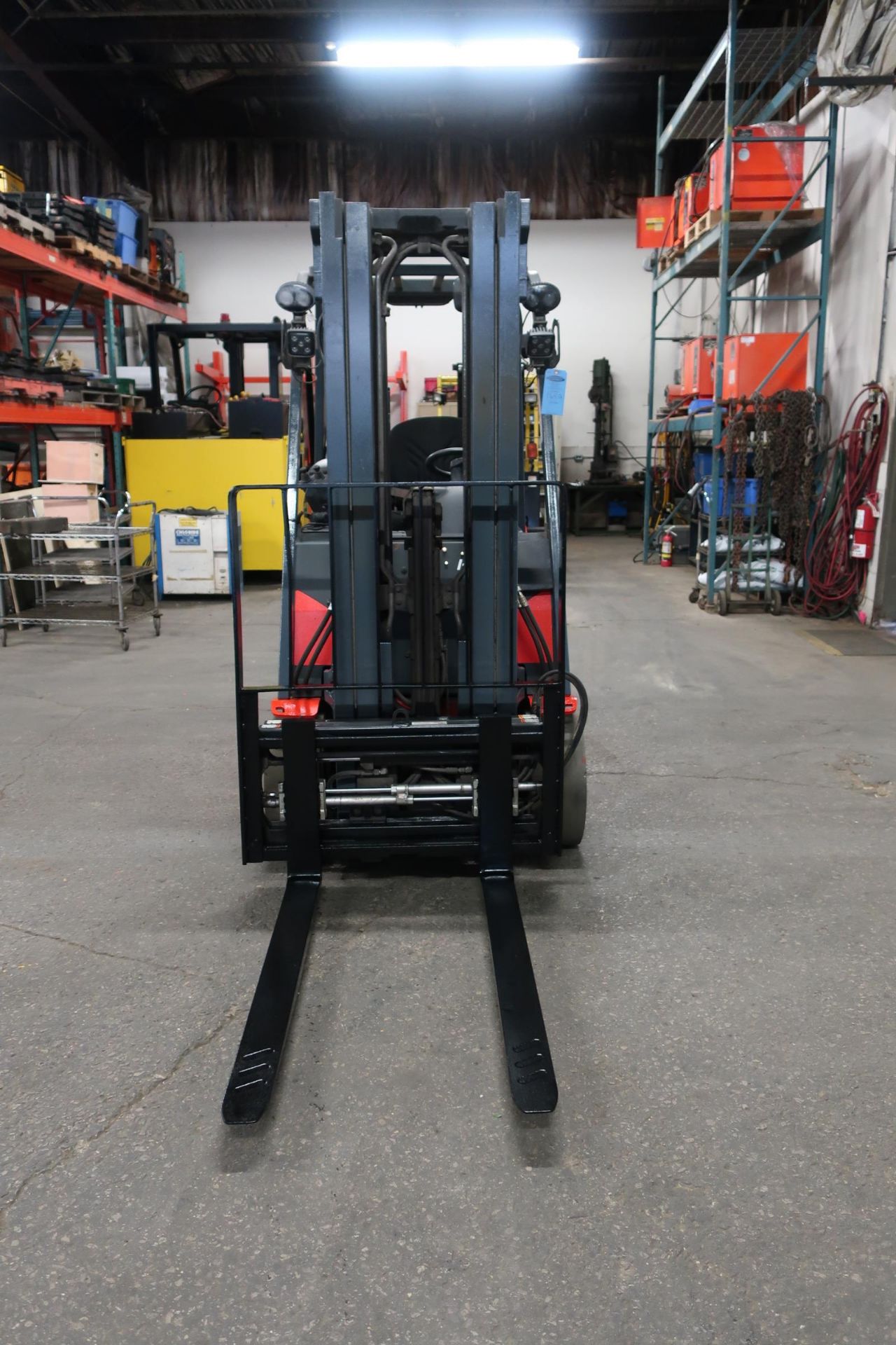 FREE CUSTOMS DOCS & 0 DUTY FEES - 2014 Linde 5250lbs Capacity Forklift with sideshift and 6" BACKUP - Image 3 of 3