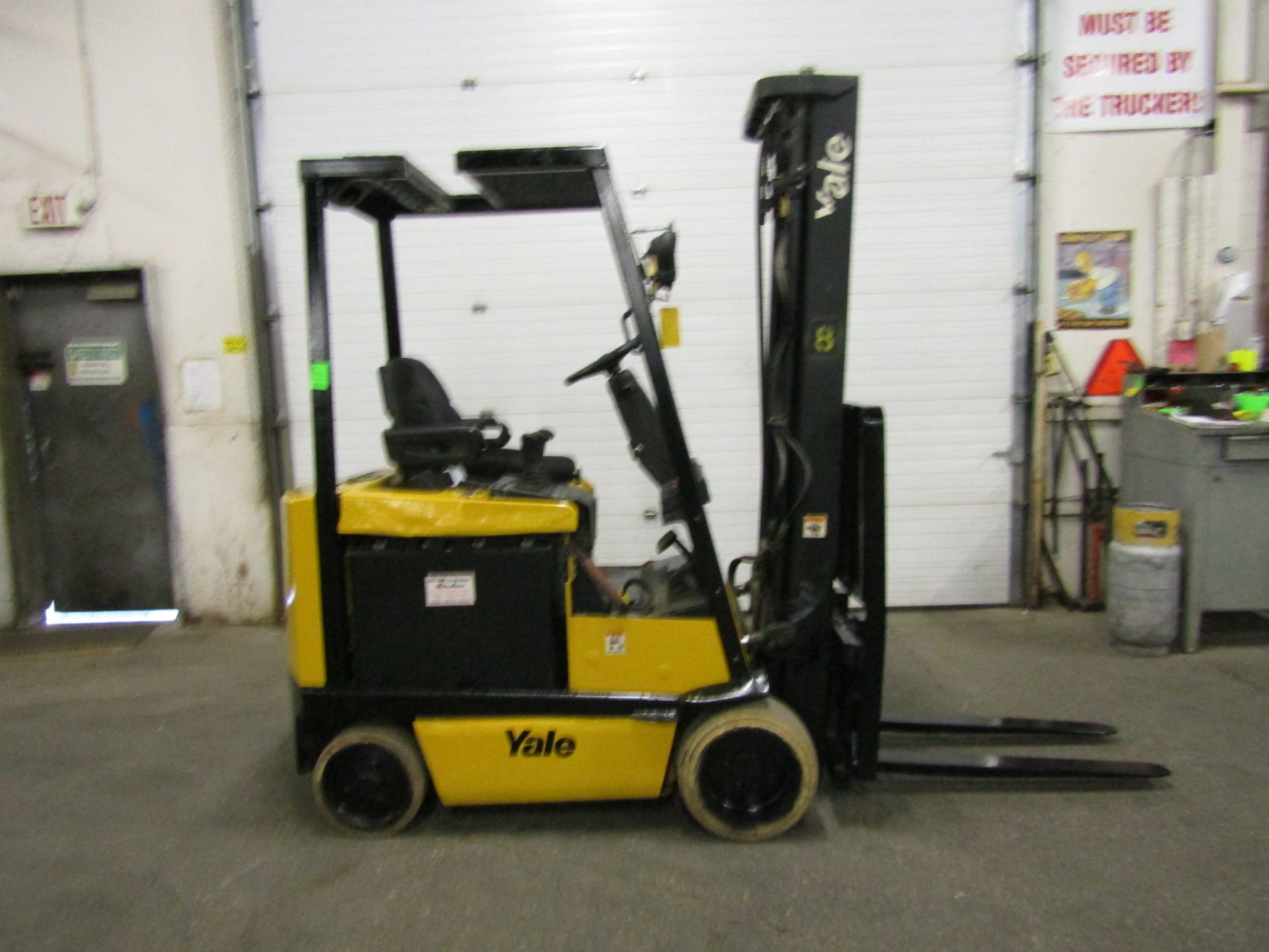 FREE CUSTOMS DOCS & 0 DUTY FEES - Yale 3000lbs Electric Forklift with sideshift 3-stage mast