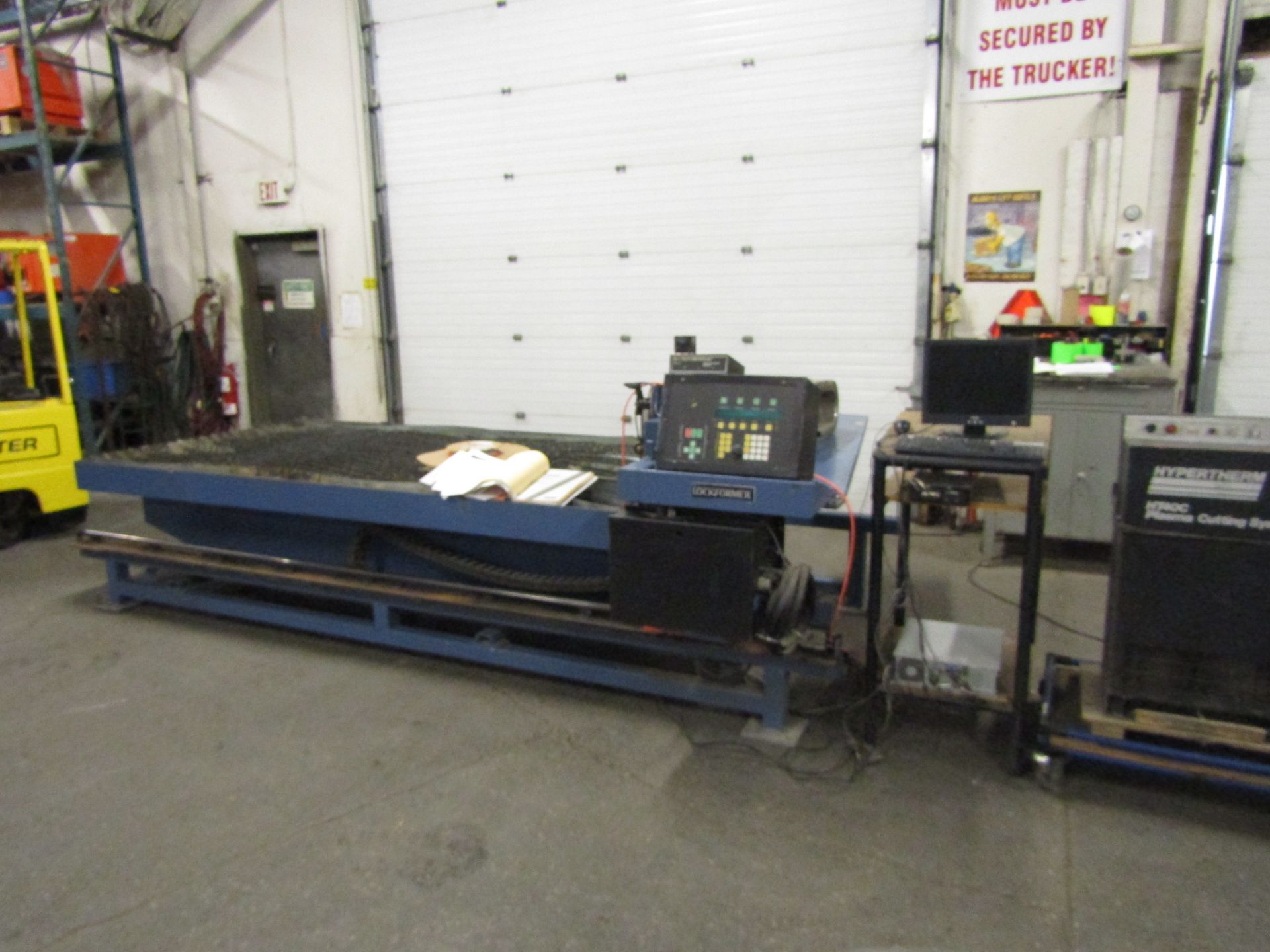 Hypertherm Plasma Cutting Table - 5' x 10' with HT40C Plasma Cutting System - EXTREMELY LOW HOURS