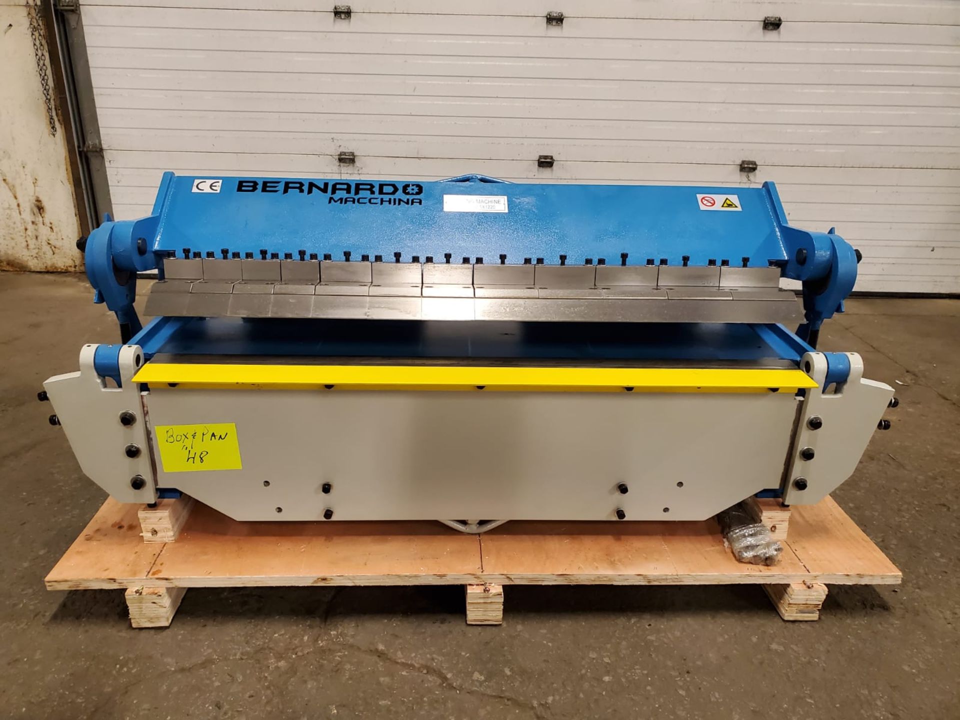 Bernardo Box & Pan / Hand Brake - 48" capacity working width & 2.5mm capacity plate thickness MINT