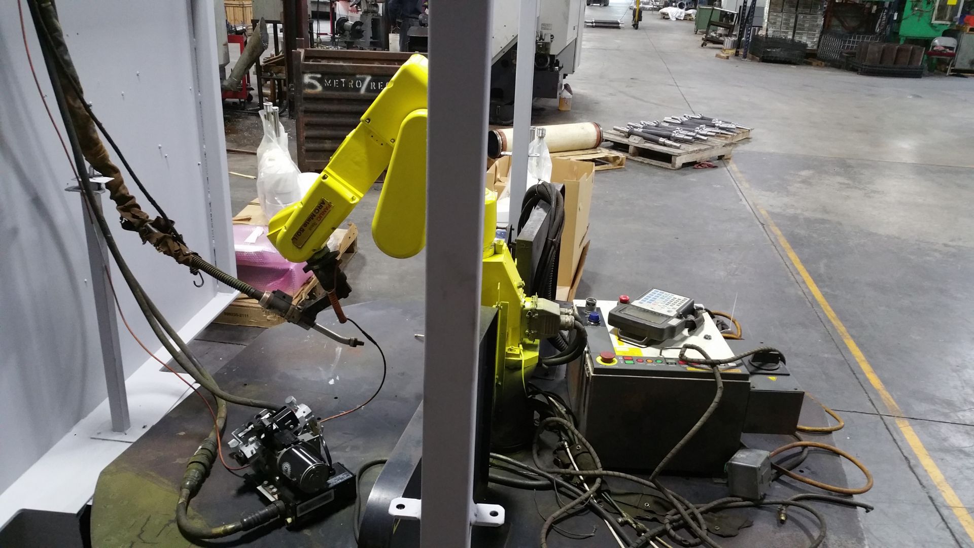 Fanuc Robot Arc Mate 50iL Welding Robot with RJ3 Controller Teach Pendent Cable with Lincoln - Image 3 of 3