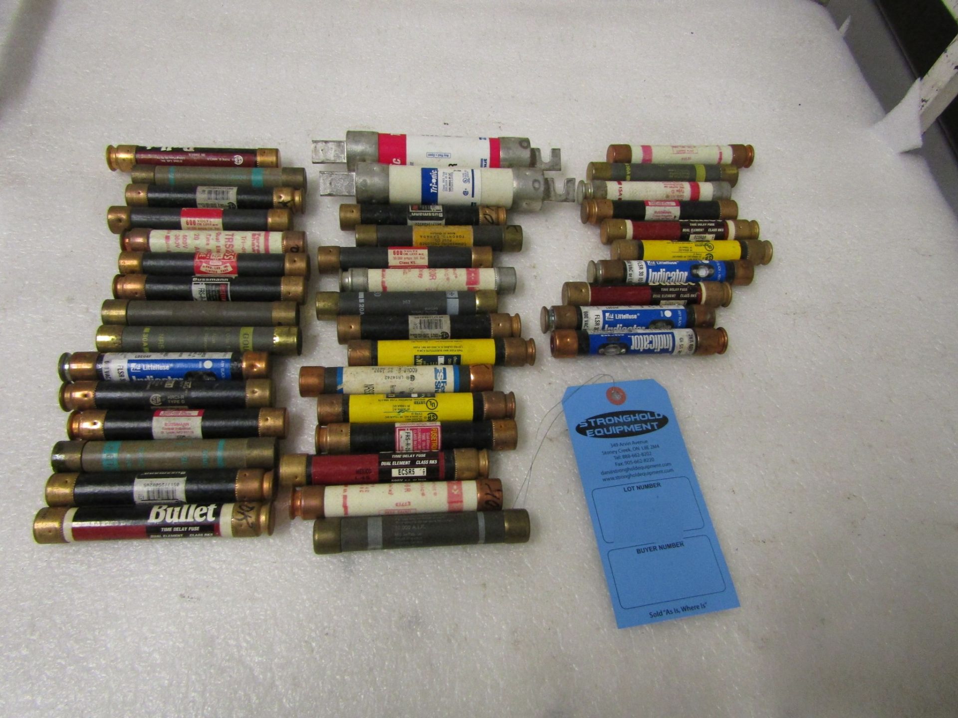 Lot of Assorted Fuses